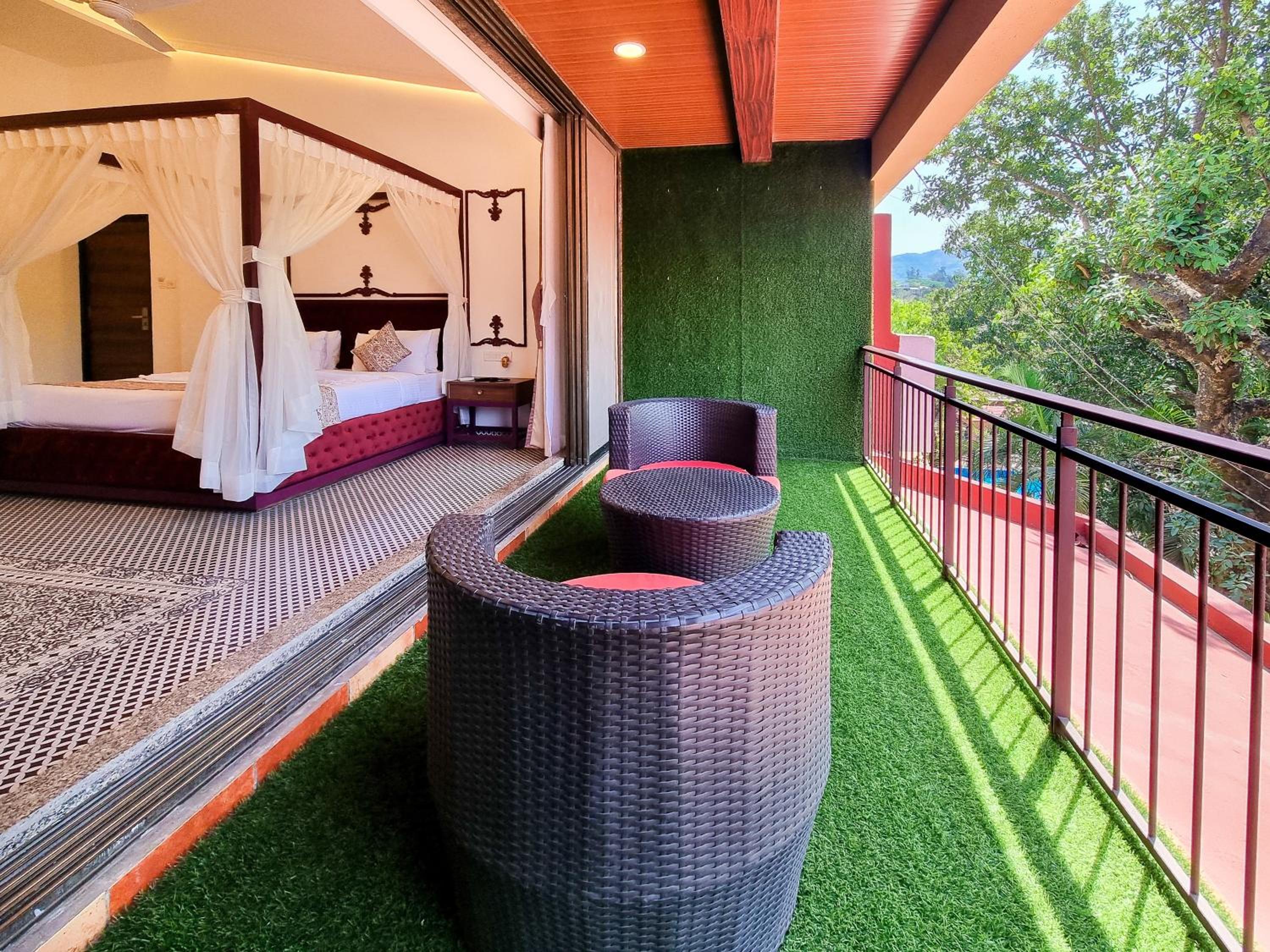 Zaras Resort Khandala