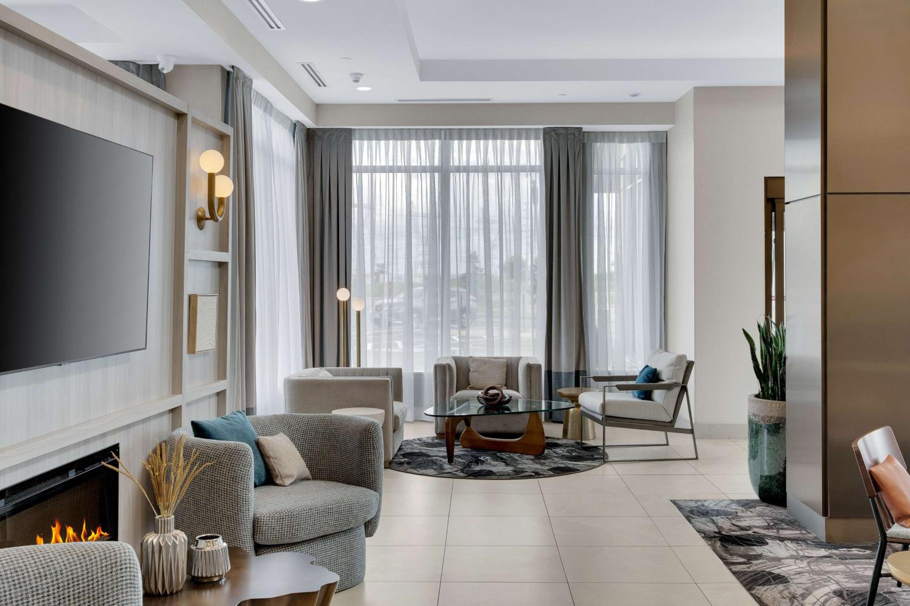 Hilton Garden Inn Toronto/Brampton - Property Image 6