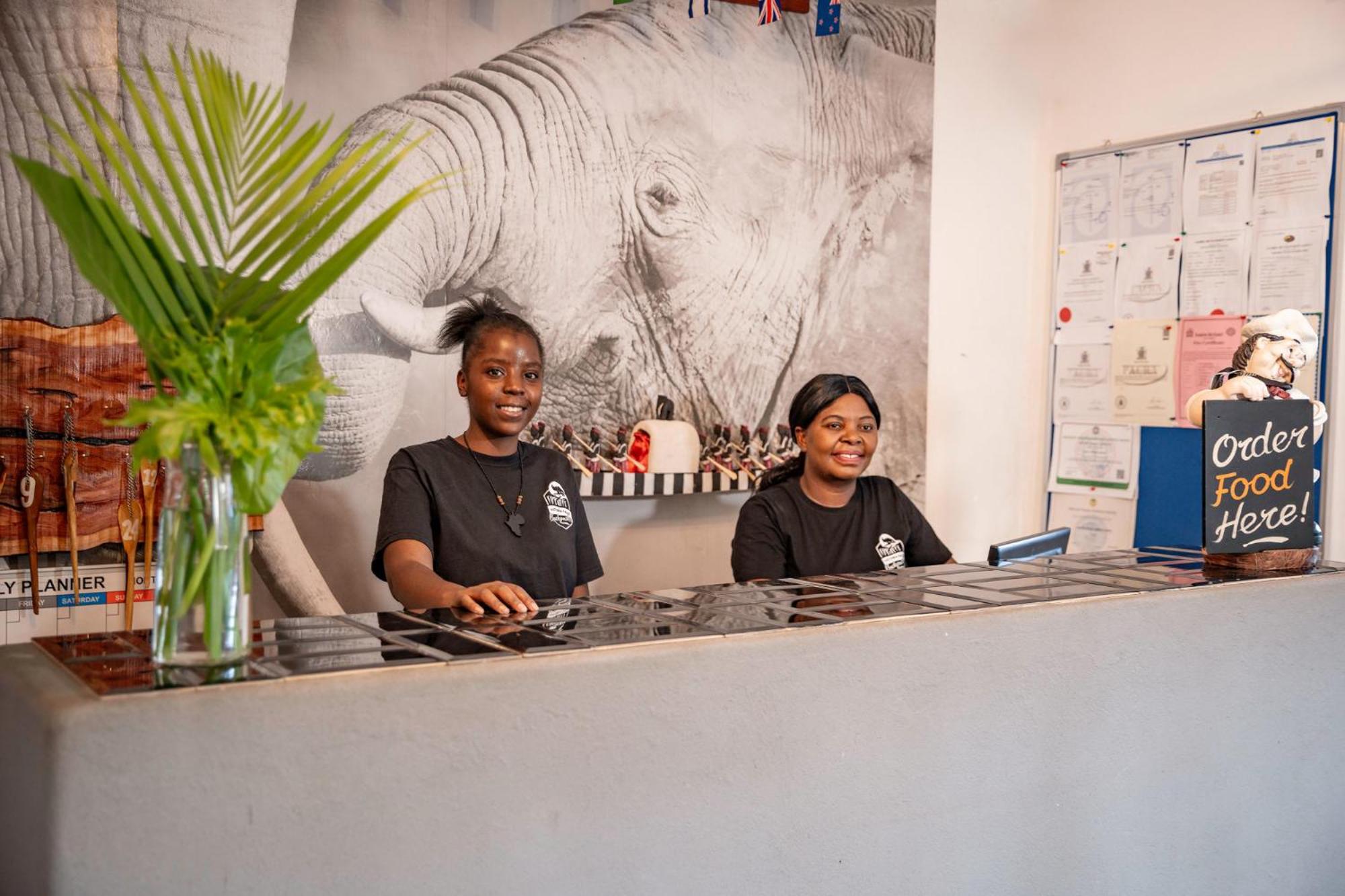 Victoria Falls Backpackers Zambia & Activity centre