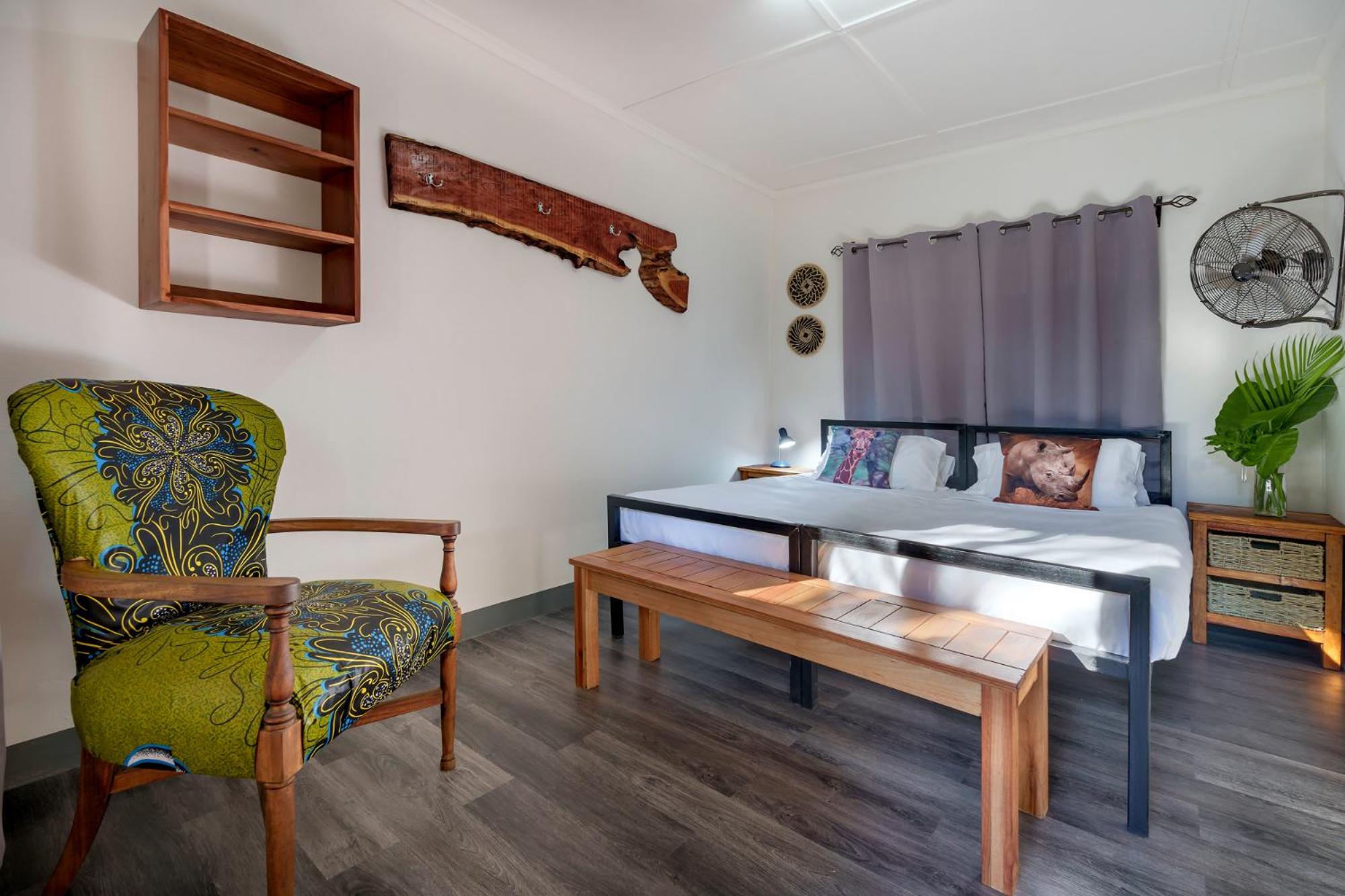 Victoria Falls Backpackers Zambia & Activity centre