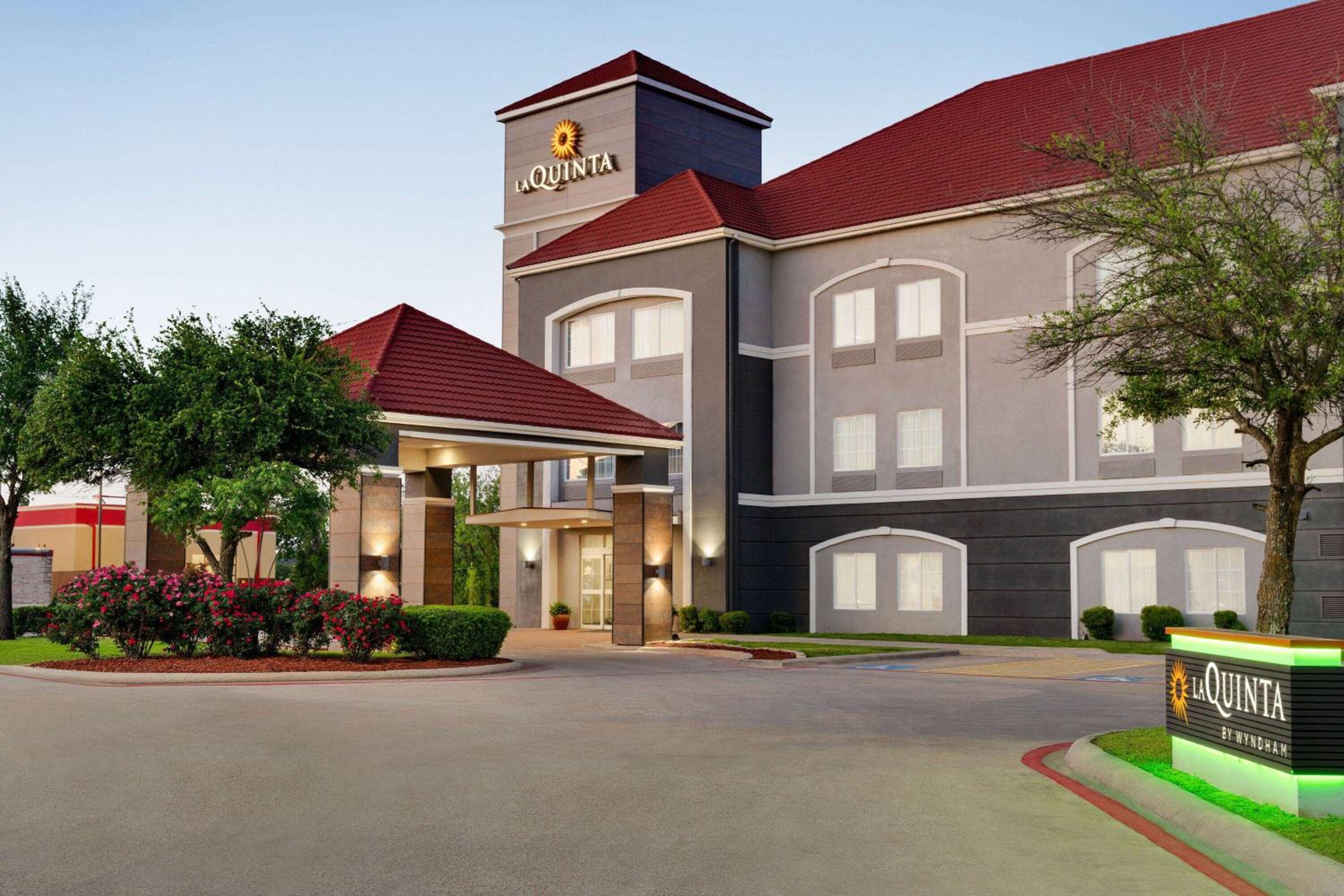 Stephenville Vacations - La Quinta by Wyndham Stephenville - Property Image 1