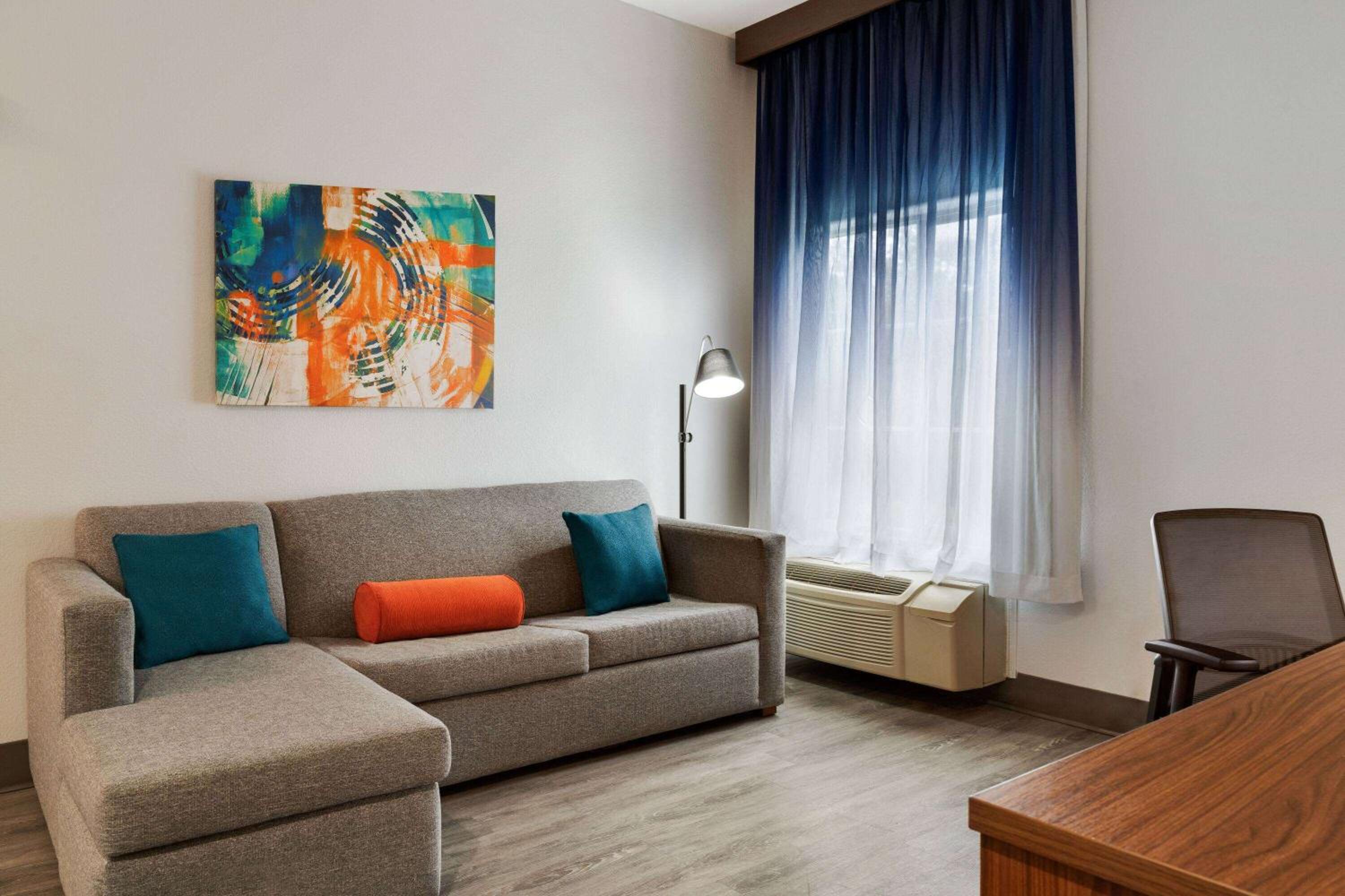 Stephenville Vacations - La Quinta by Wyndham Stephenville - Property Image 12