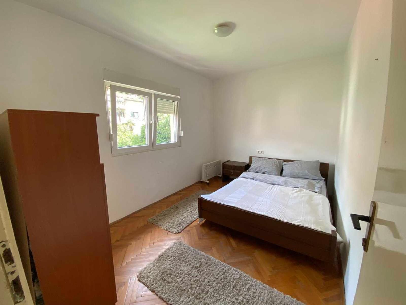 Fig City Apartment