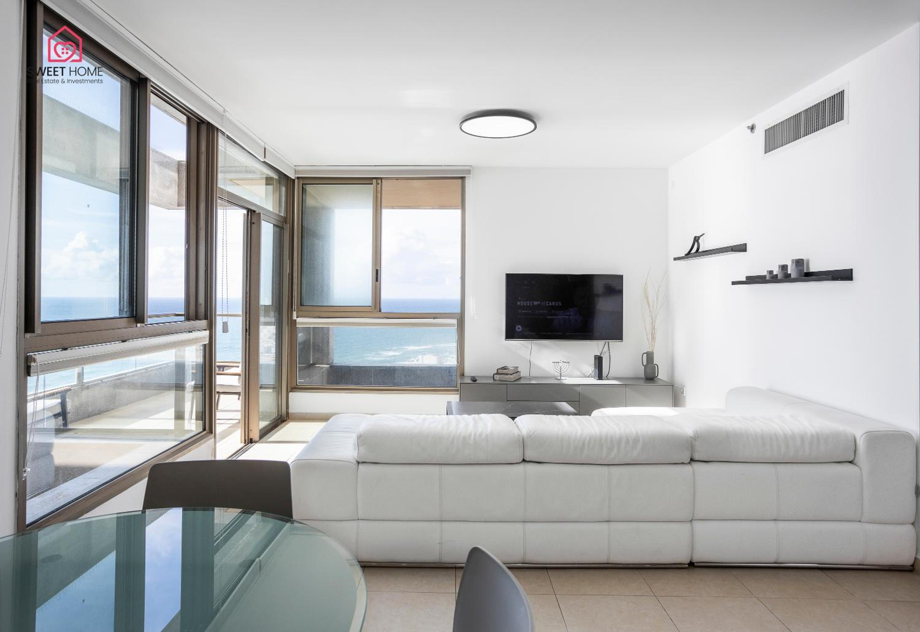 Luxury apartments' in Netanya view 3