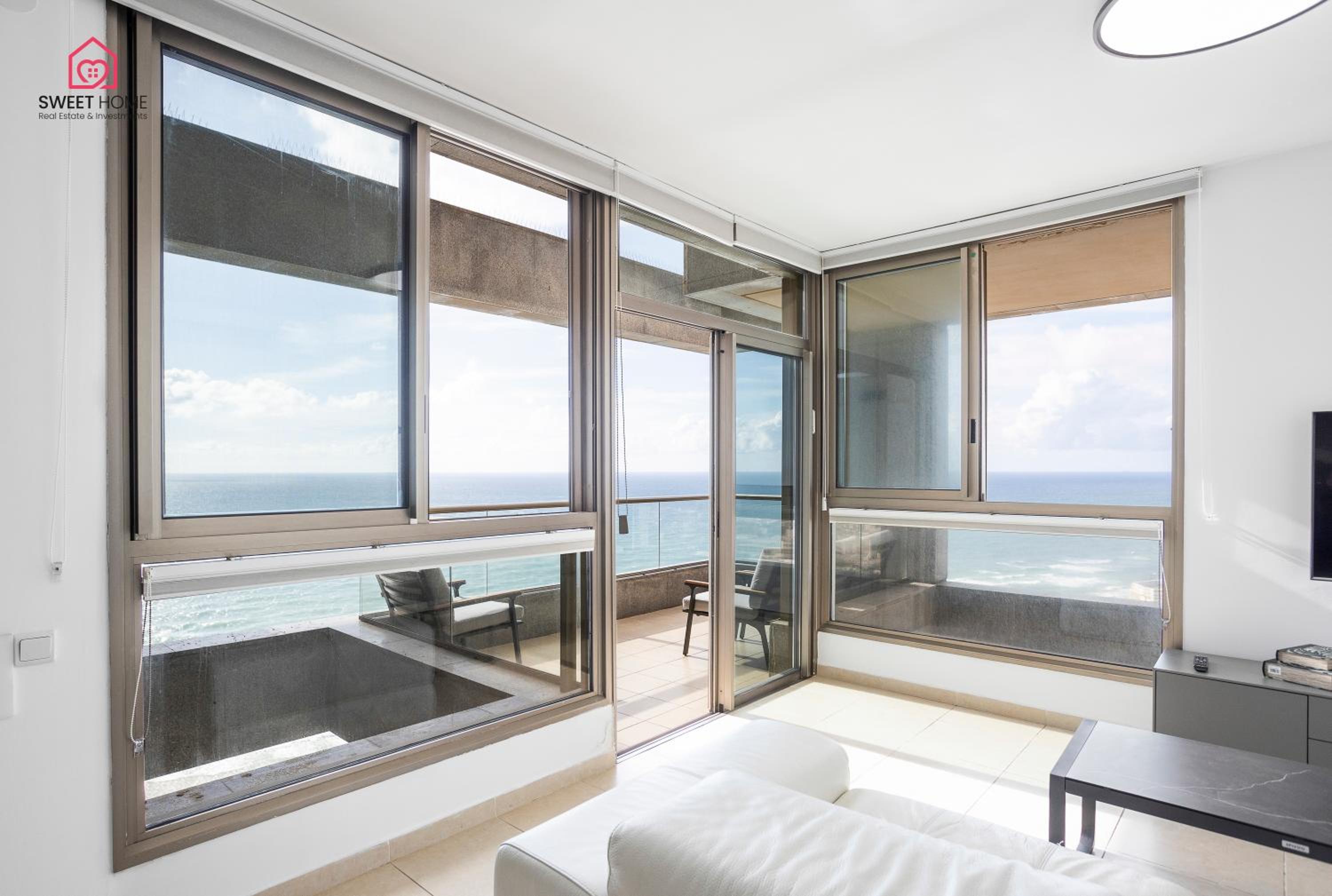 Luxury apartments' in Netanya view 2