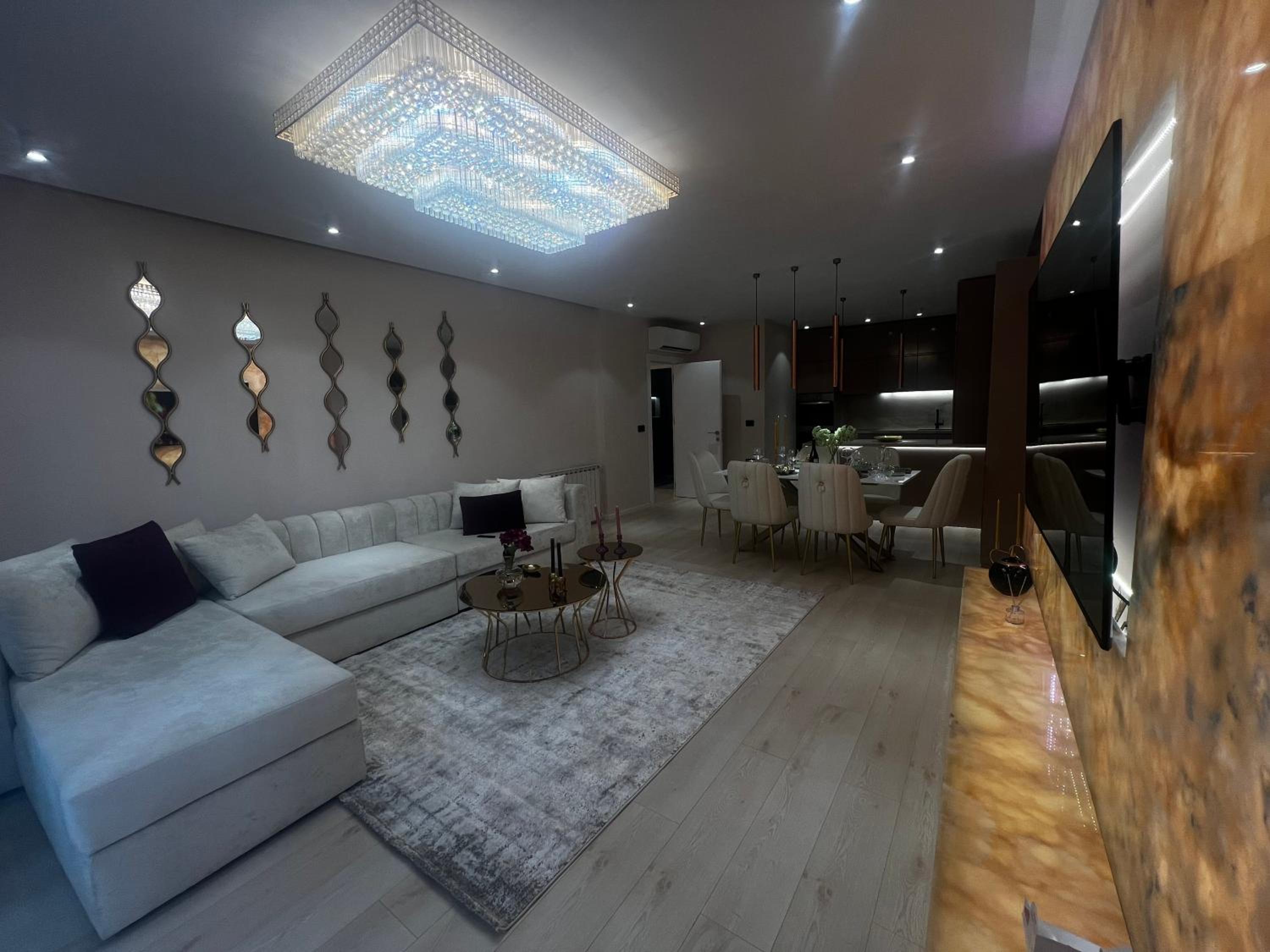 The Chic Lake Apartment Tirana