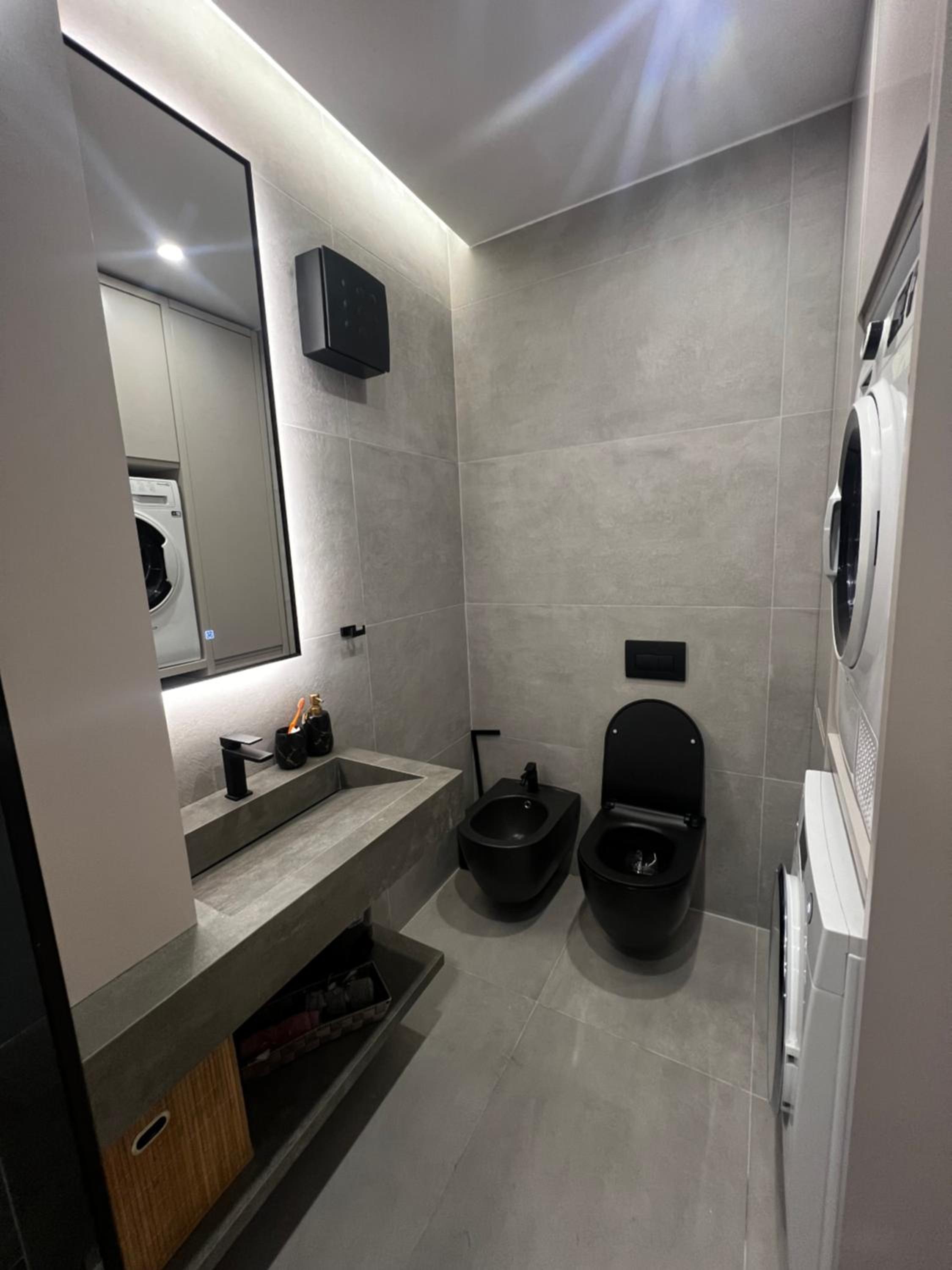 The Chic Lake Apartment Tirana
