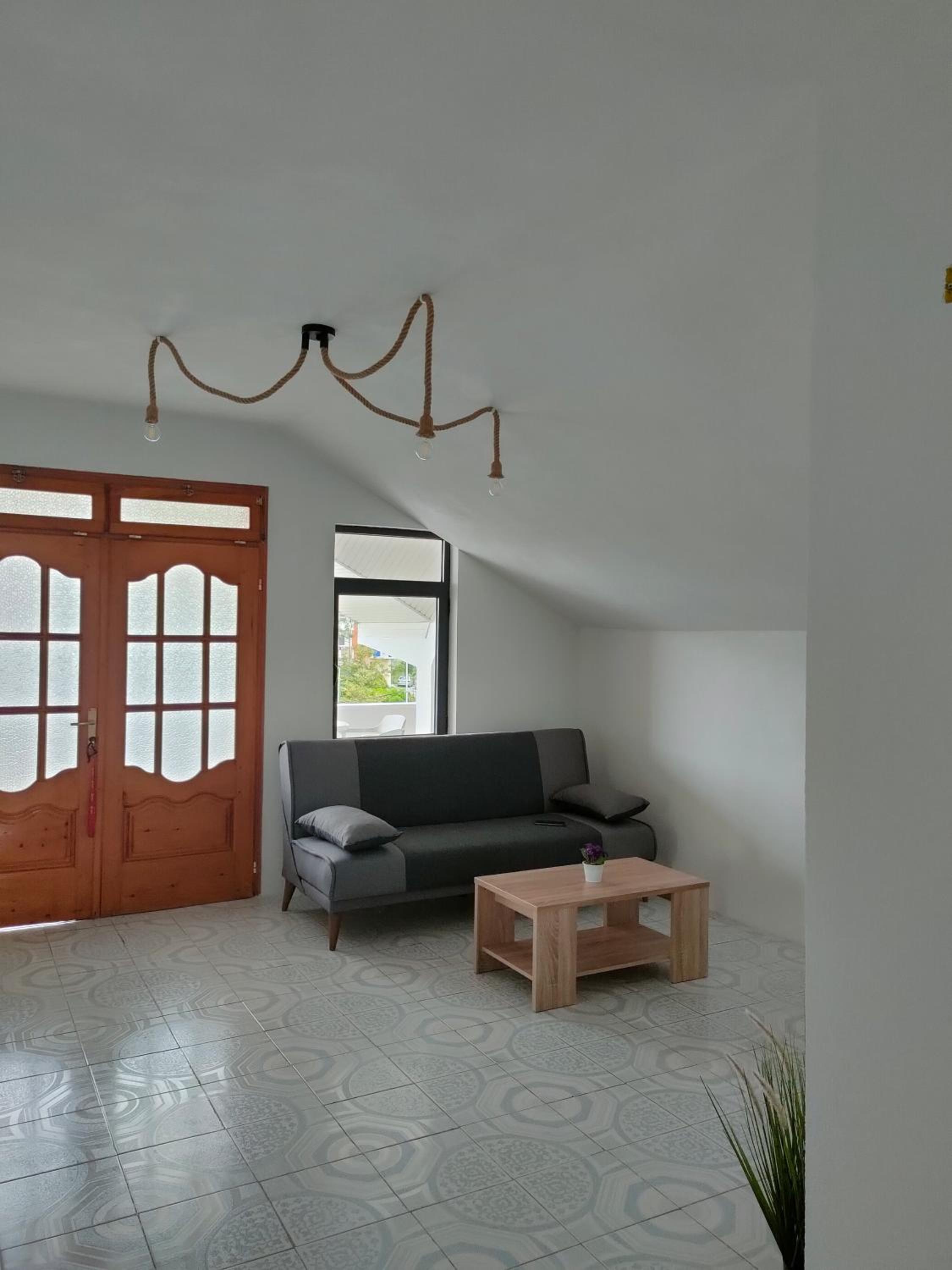 Apartament Timi