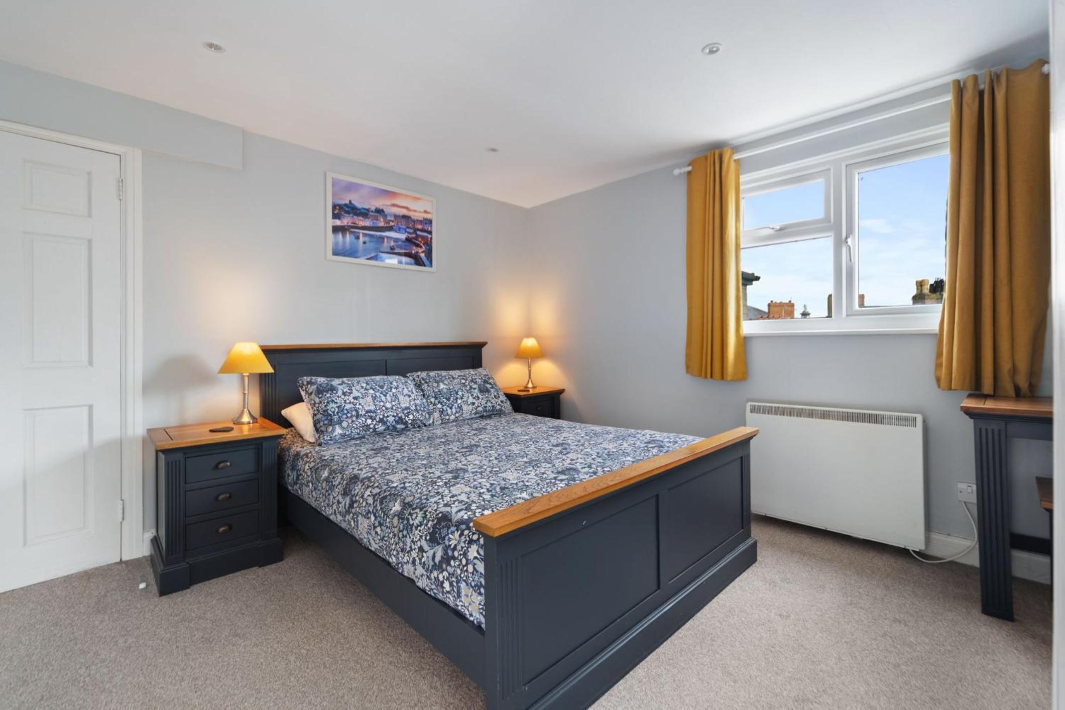 Kemendine Harbour View - perfectly positioned two level apartment in Tenby Harbour view 5