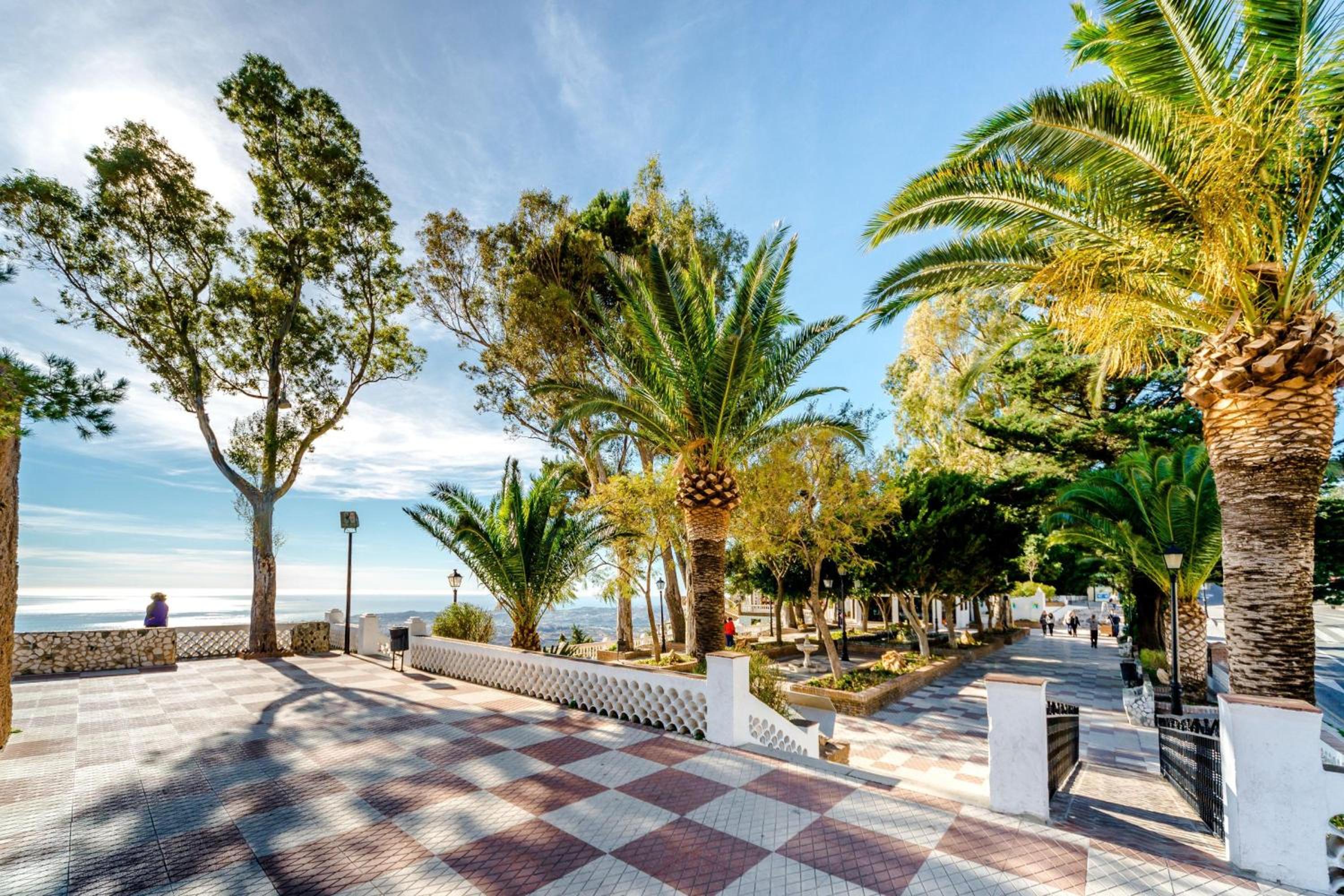 Luxury La Cala With Pool - Happy Rentals photo 3