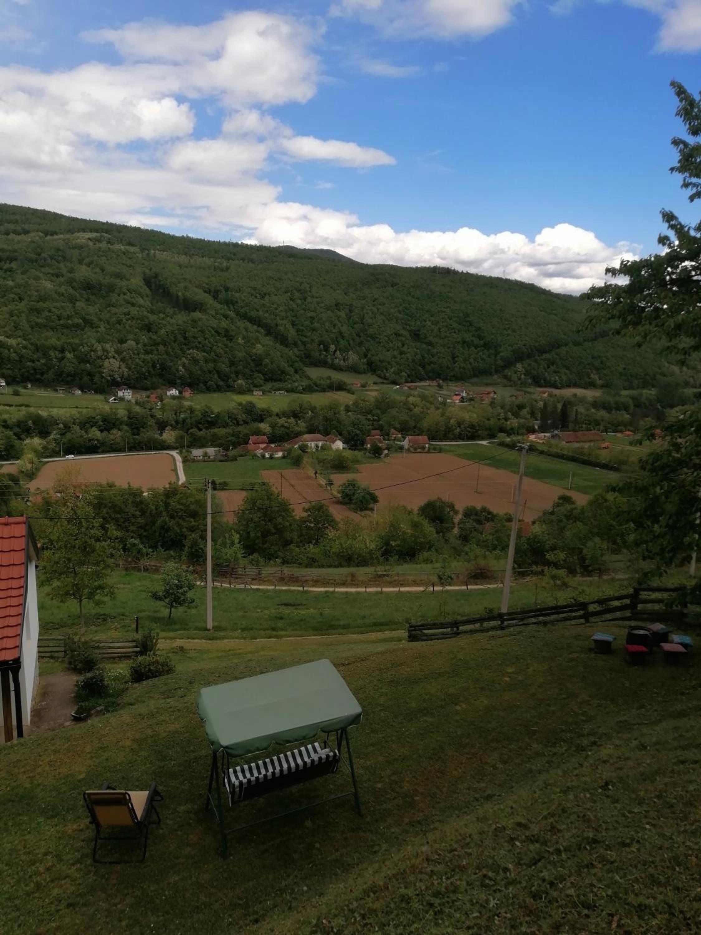 Photo 8
