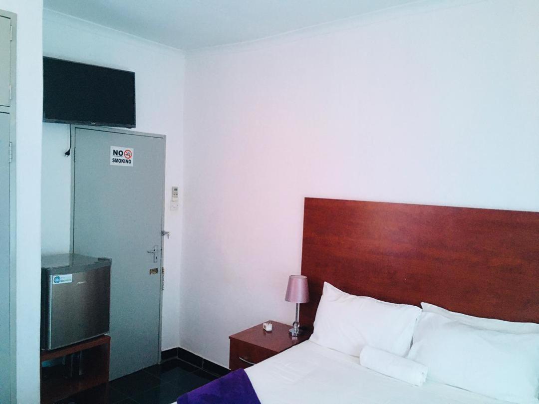 Khayalami Guest House
