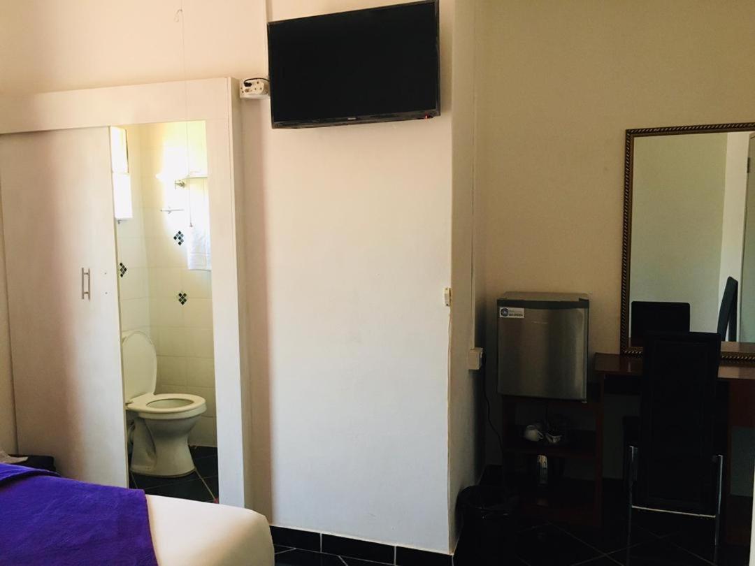 Khayalami Guest House