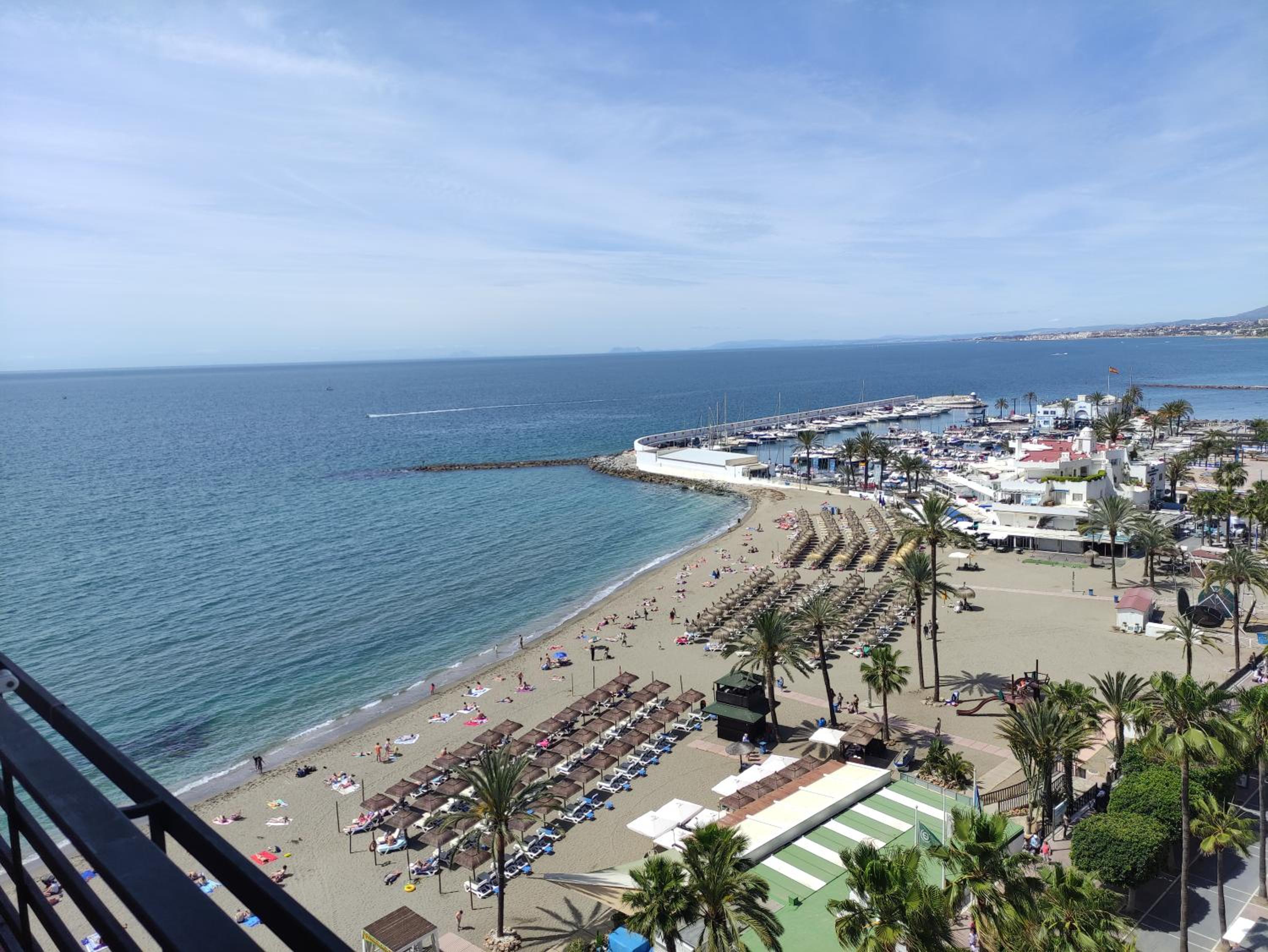 Apartment in Marbella First Line Beach Apto 9-5 view 5