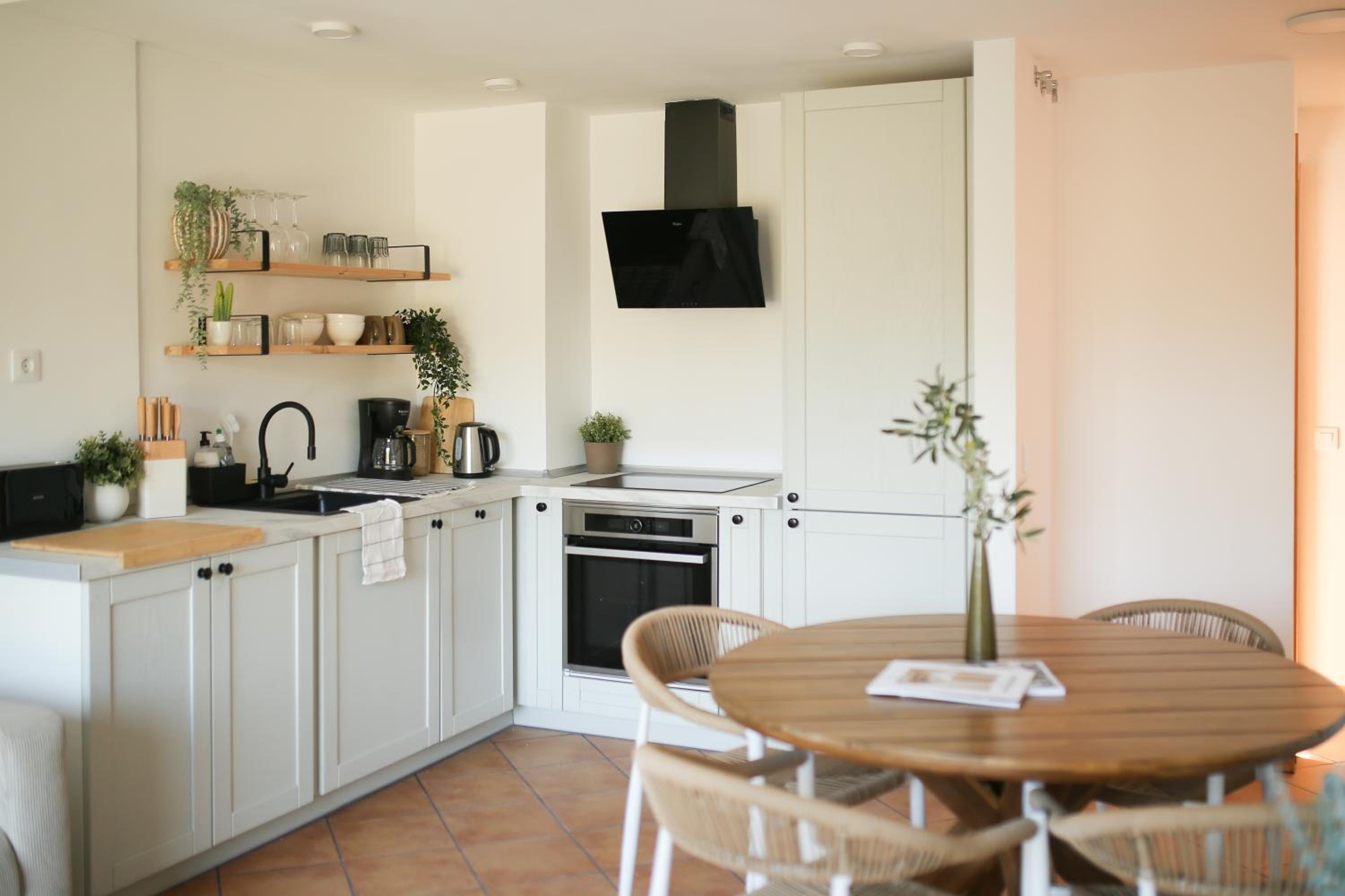 Modern flat with Montgo view