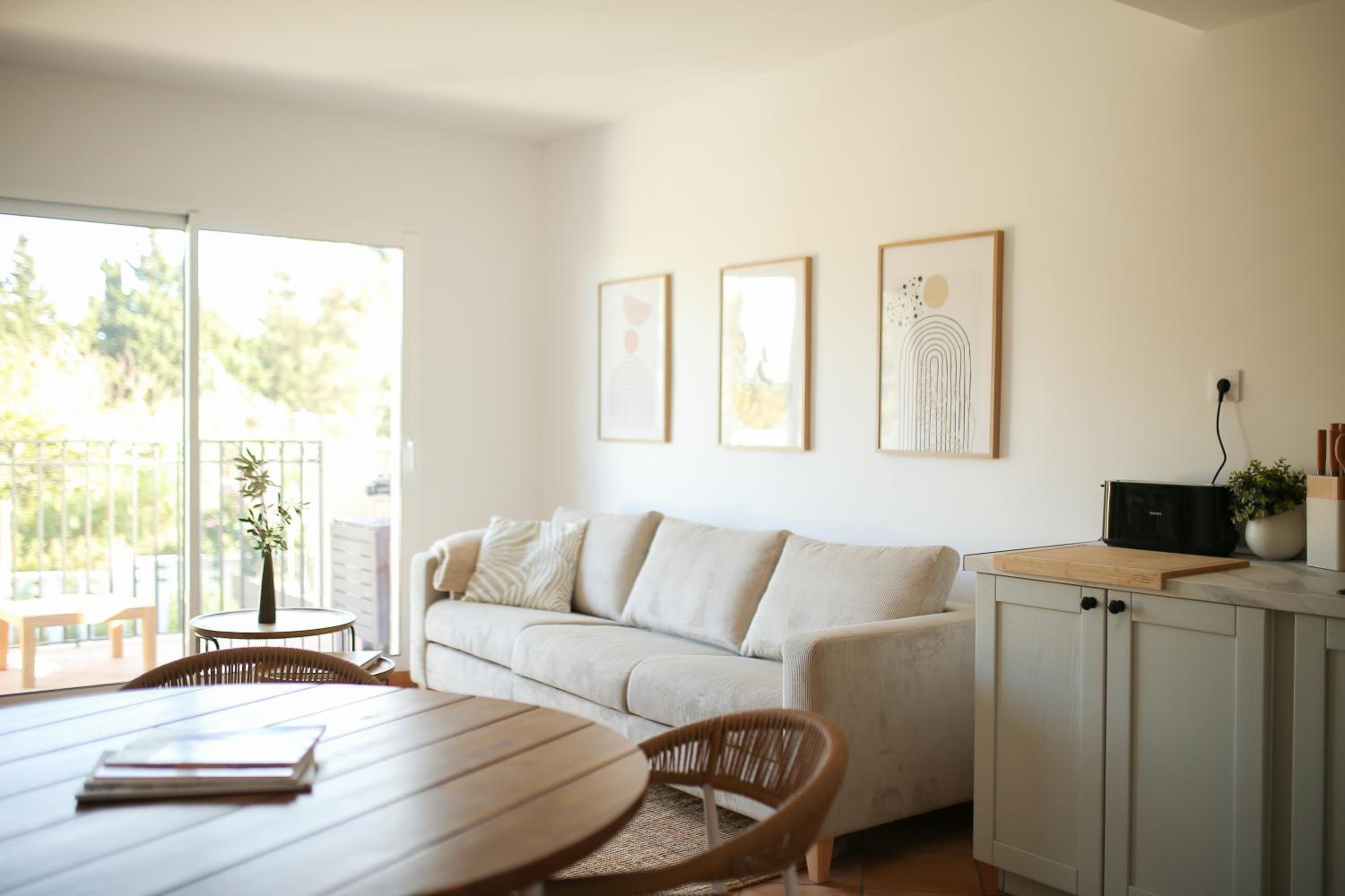 Modern flat with Montgo view