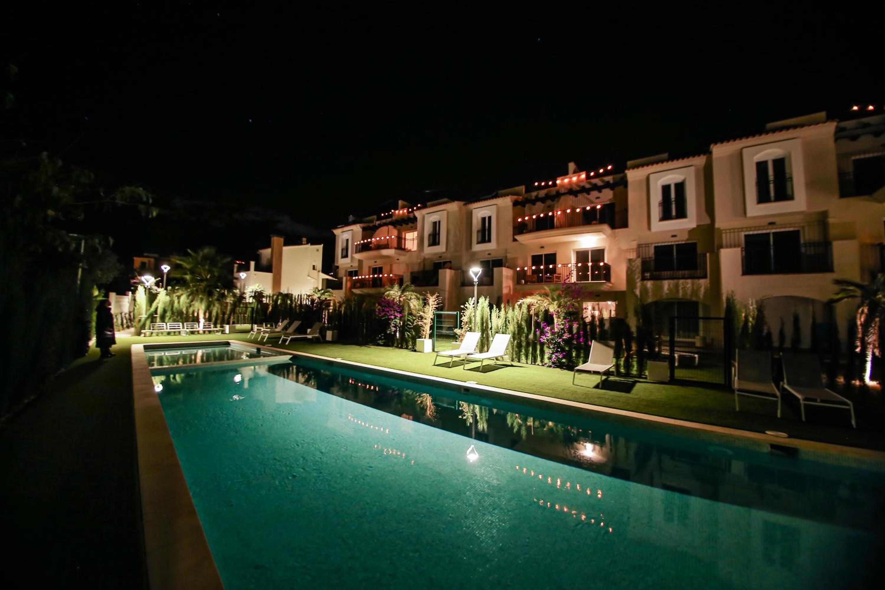 Modern flat with Montgo view