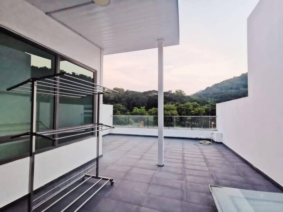162 Home4Stay Deluxe Big 3story 6Rooms 20pax Wedding USM Arena Bridge, photo 32