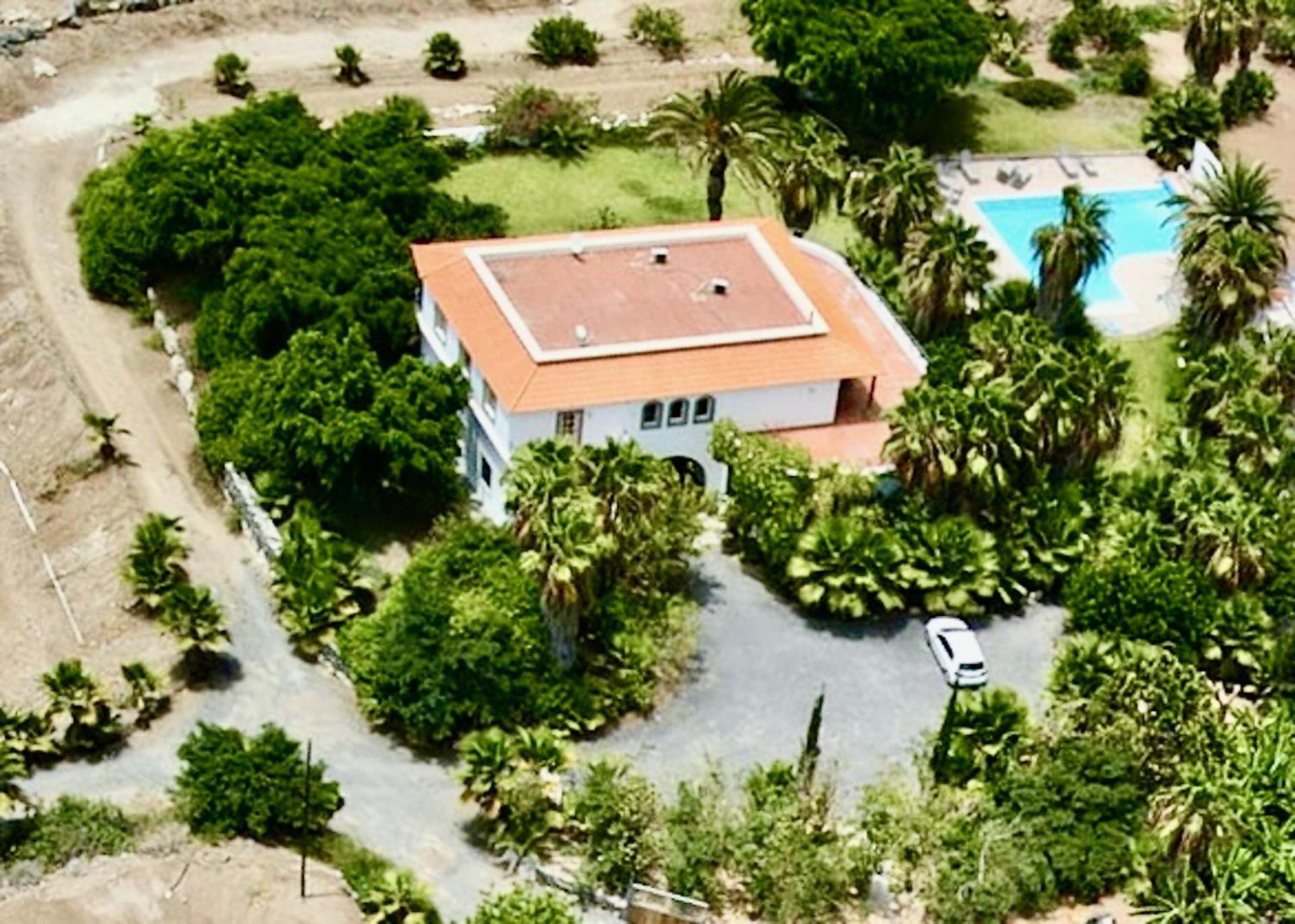 Spacious, well Appointed, in a Wonderful raised Location and Stunning sea Views view 3