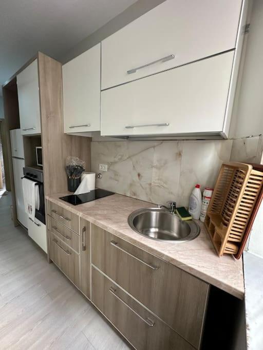 Modern apartment in the centre