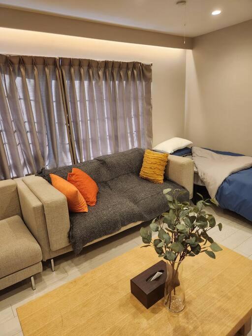 Great access to USJ and Dotonbori! Up to 8 people can stay NETFLIX