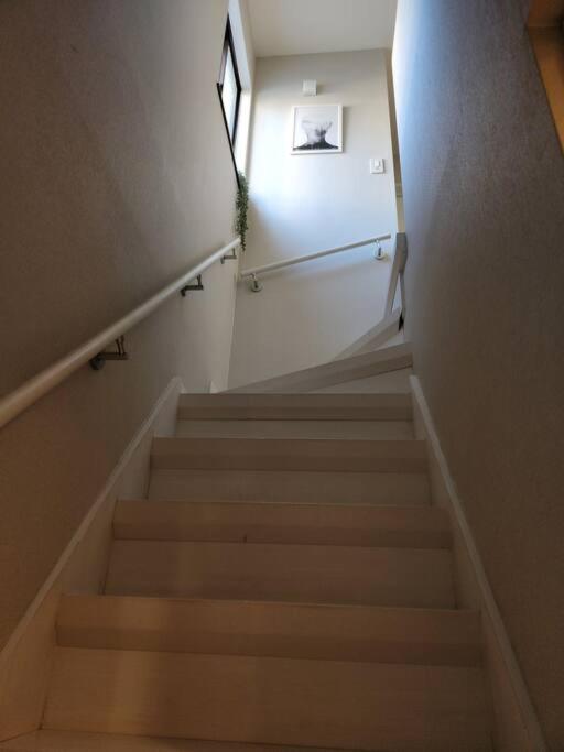 Great access to USJ and Dotonbori! Up to 8 people can stay NETFLIX