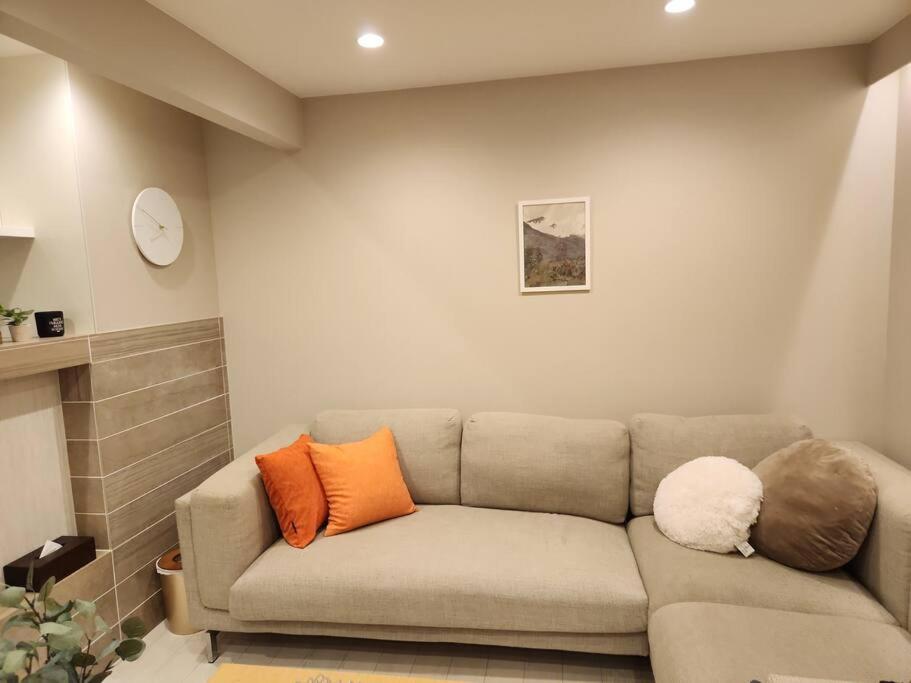 Great access to USJ and Dotonbori! Up to 8 people can stay NETFLIX