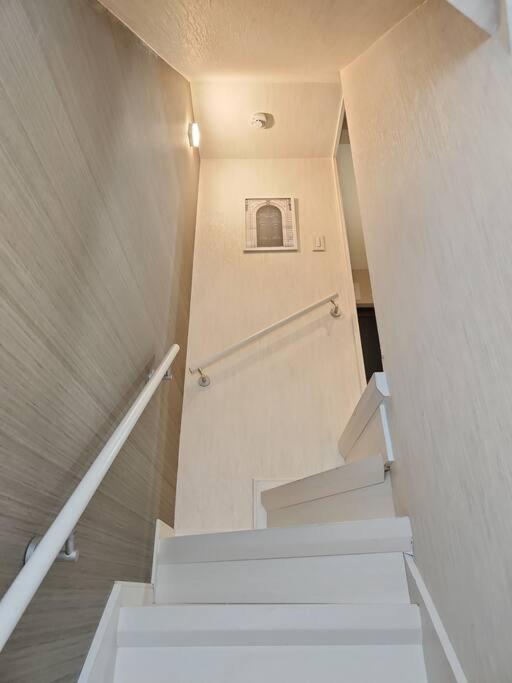 Great access to USJ and Dotonbori! Up to 8 people can stay NETFLIX