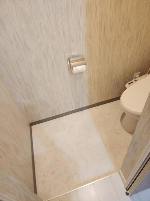 Great access to USJ and Dotonbori! Up to 8 people can stay NETFLIX
