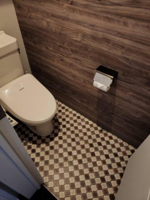 Great access to USJ and Dotonbori! Up to 8 people can stay NETFLIX