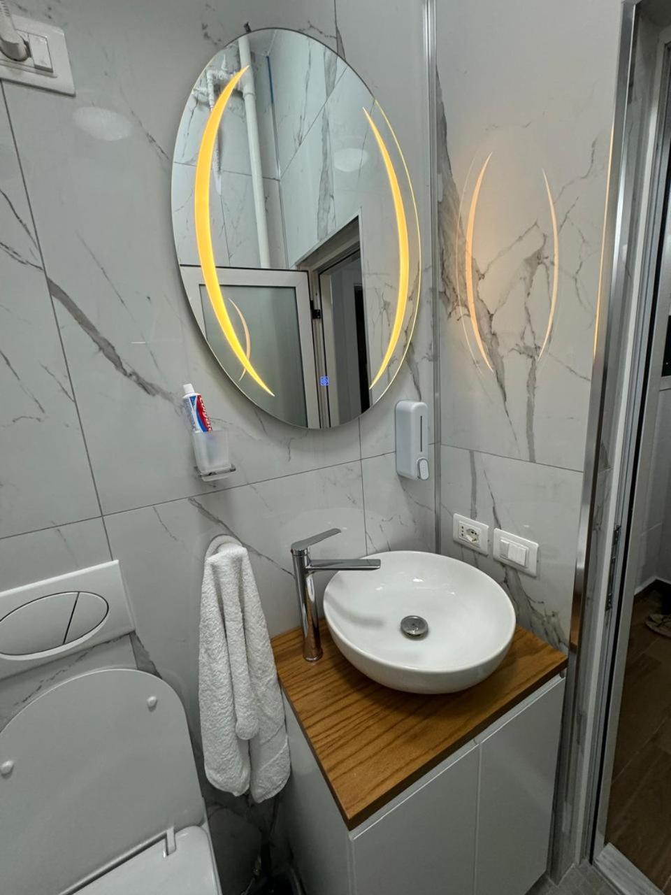 AMI BLLOKU APARTAMENT
