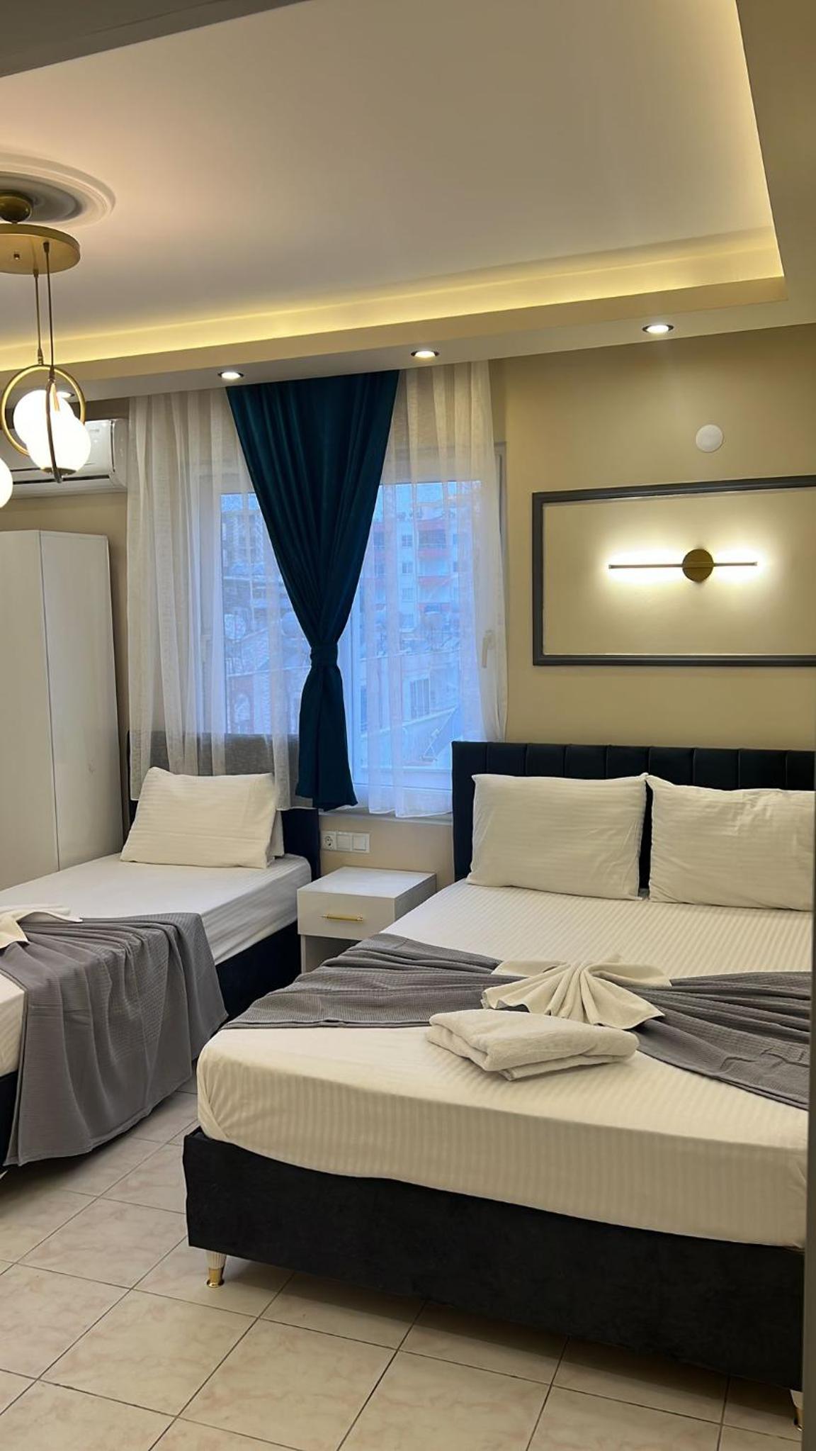 Almir Otel