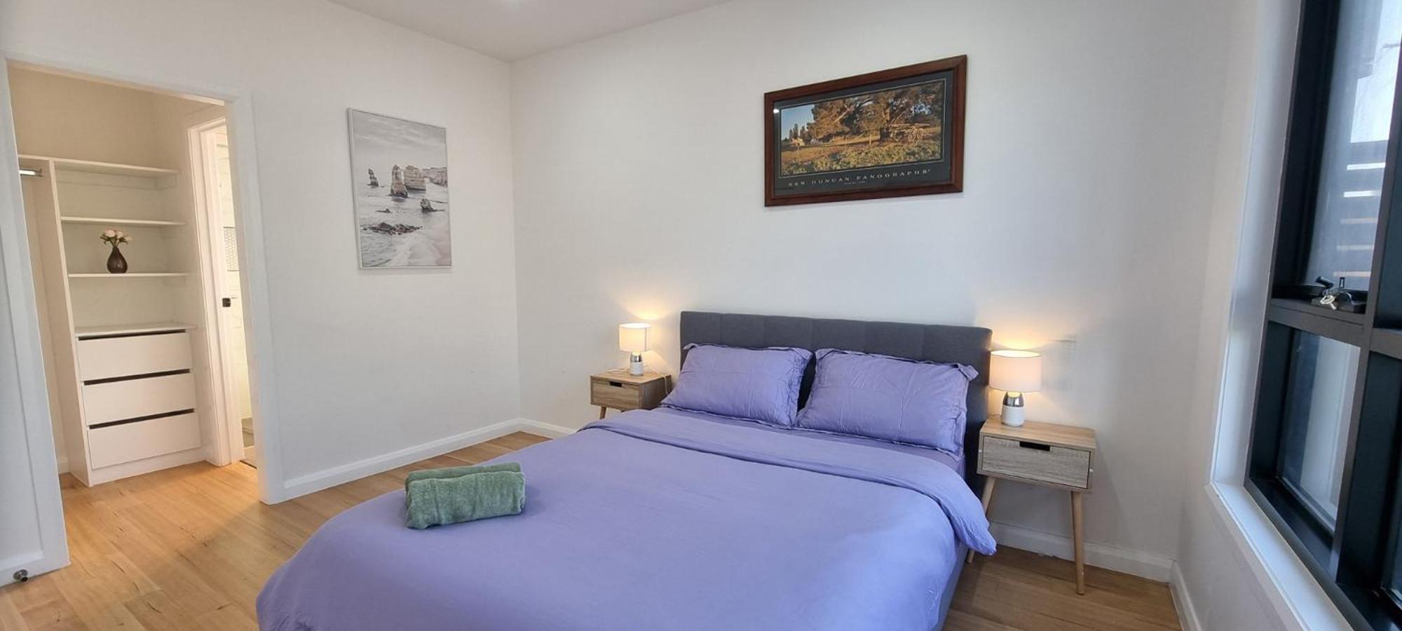 New Spacious house in Sunshine West