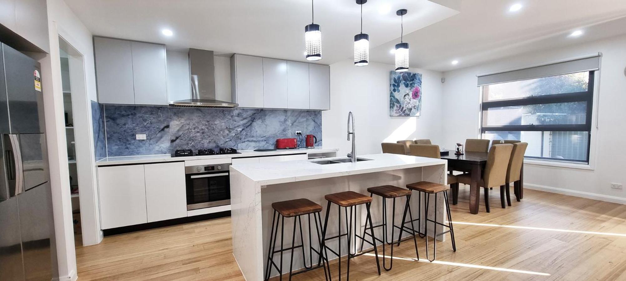 New Spacious house in Sunshine West