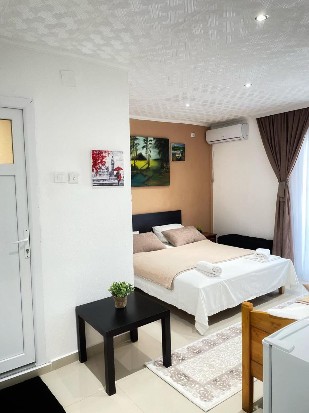Becic Apartments