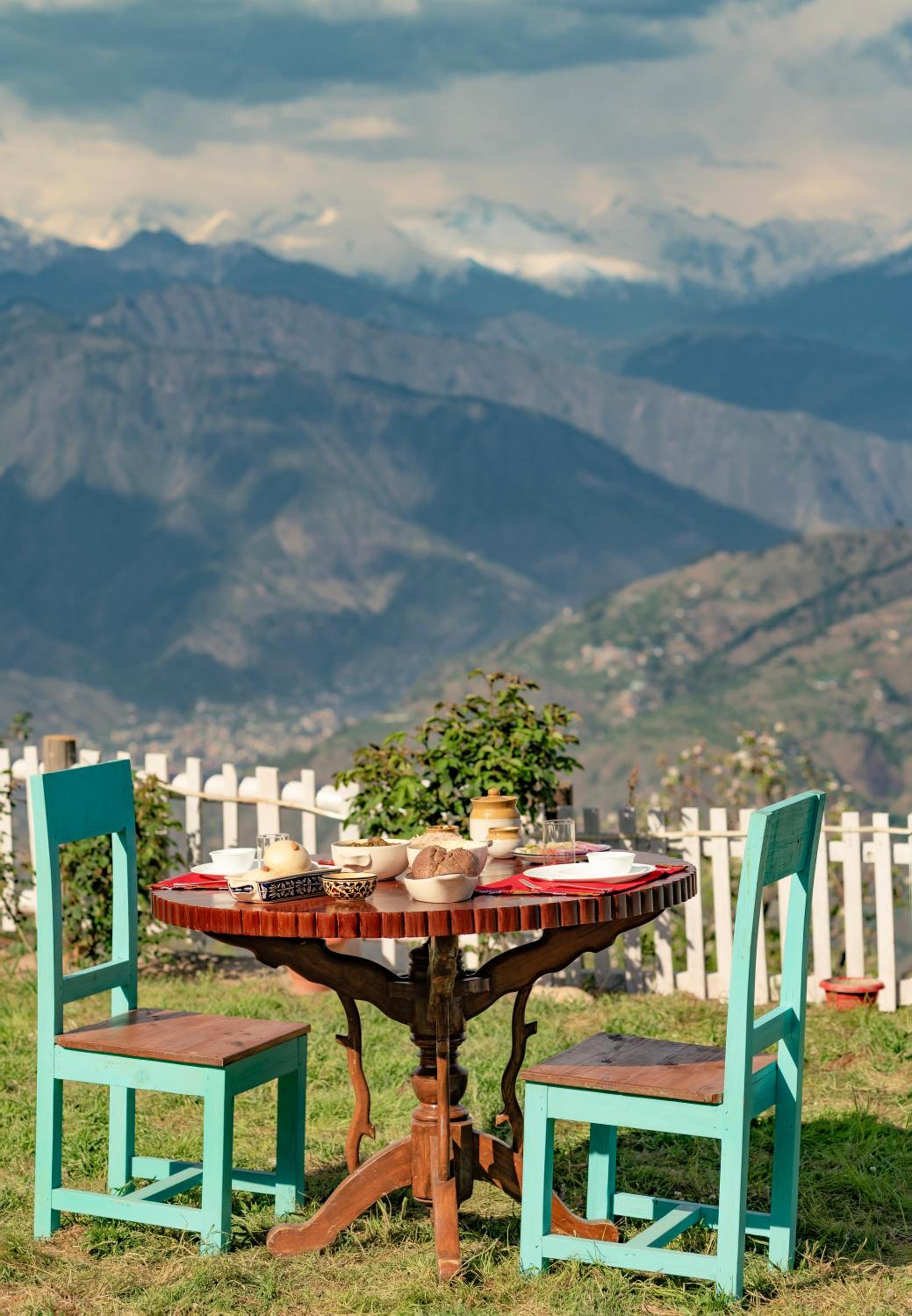 SaffronStays Shelapani