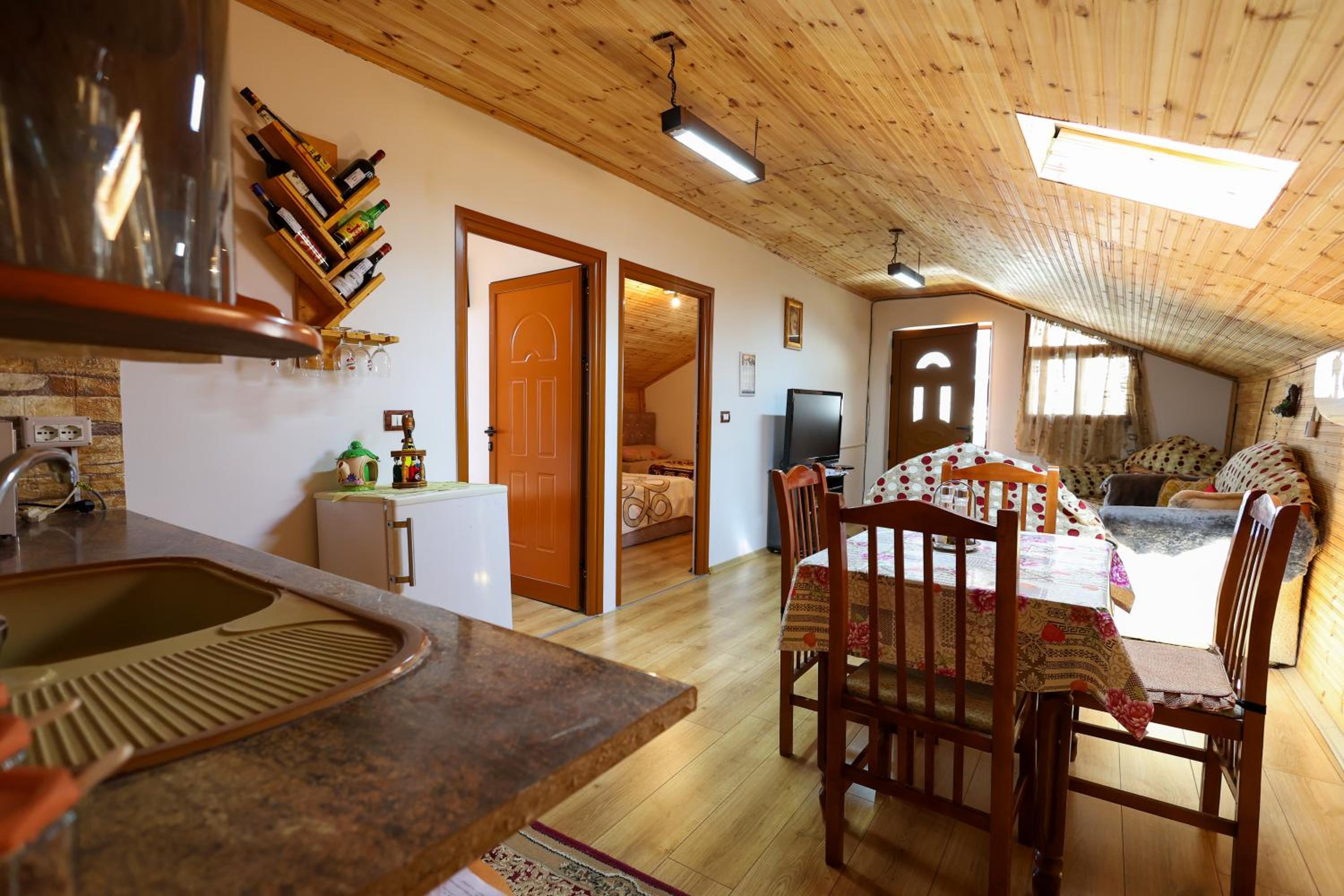 Samuela Cozy Retreat