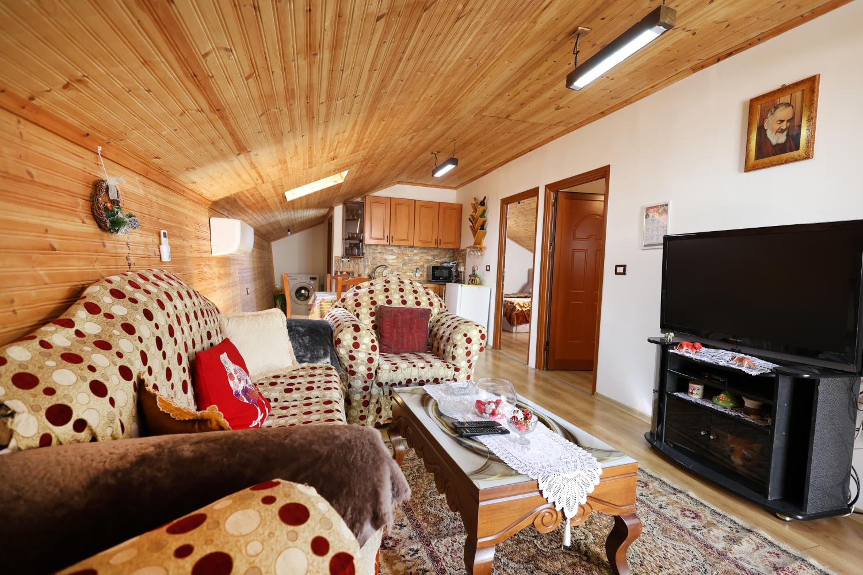 Samuela Cozy Retreat