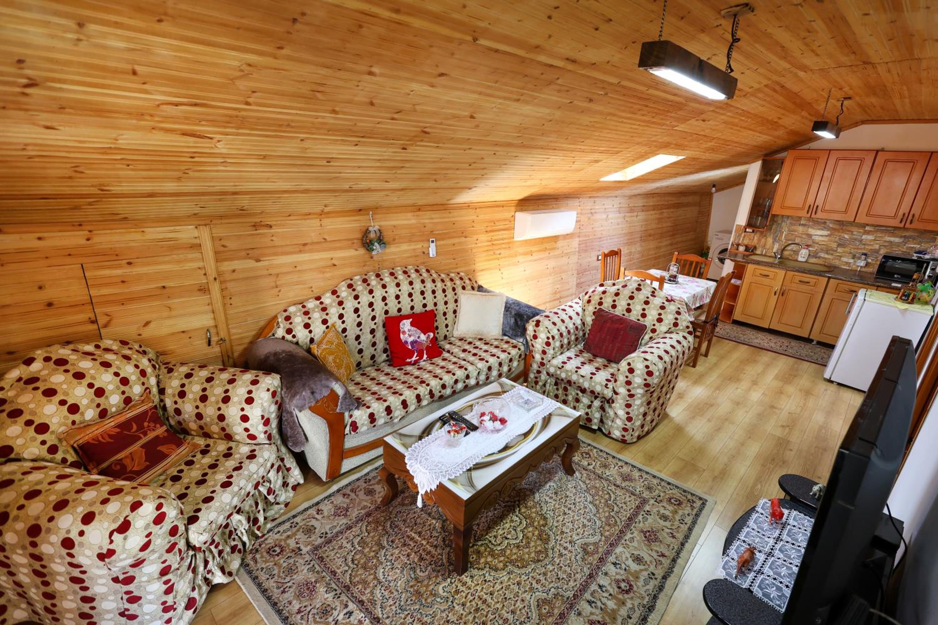 Samuela Cozy Retreat