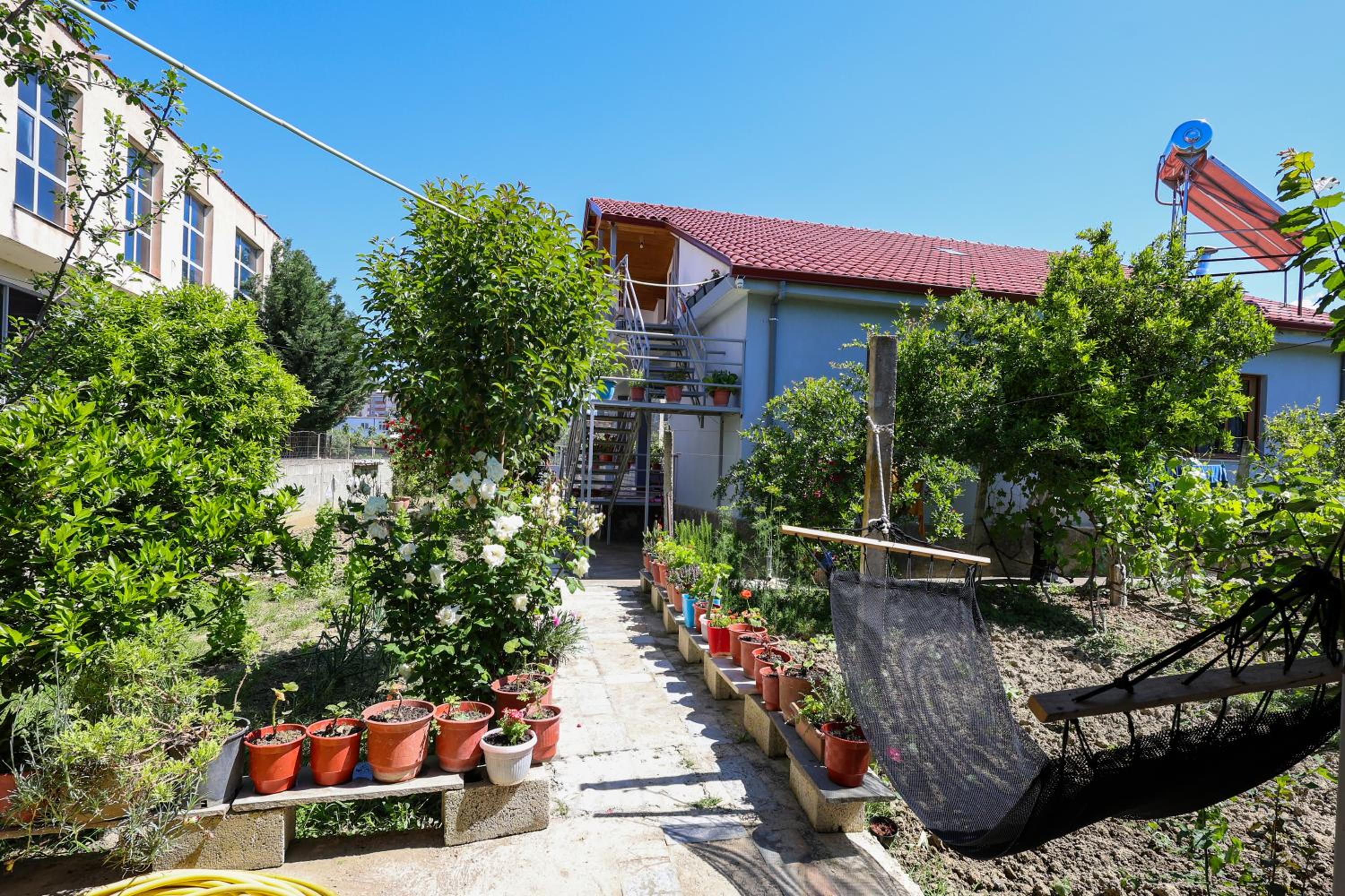 Samuela Cozy Retreat
