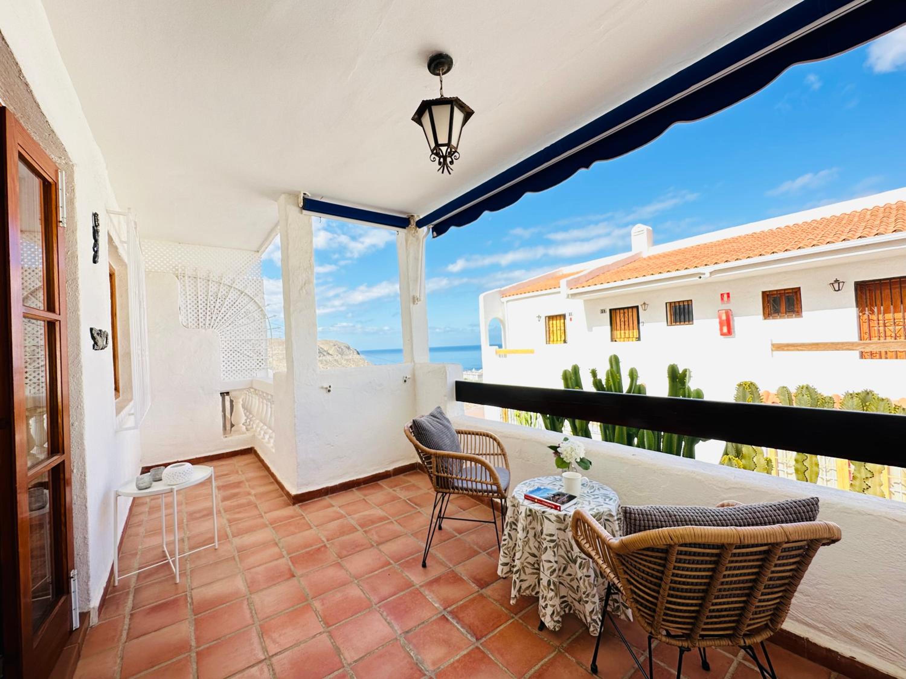 Sea view apartment in Los Cristianos