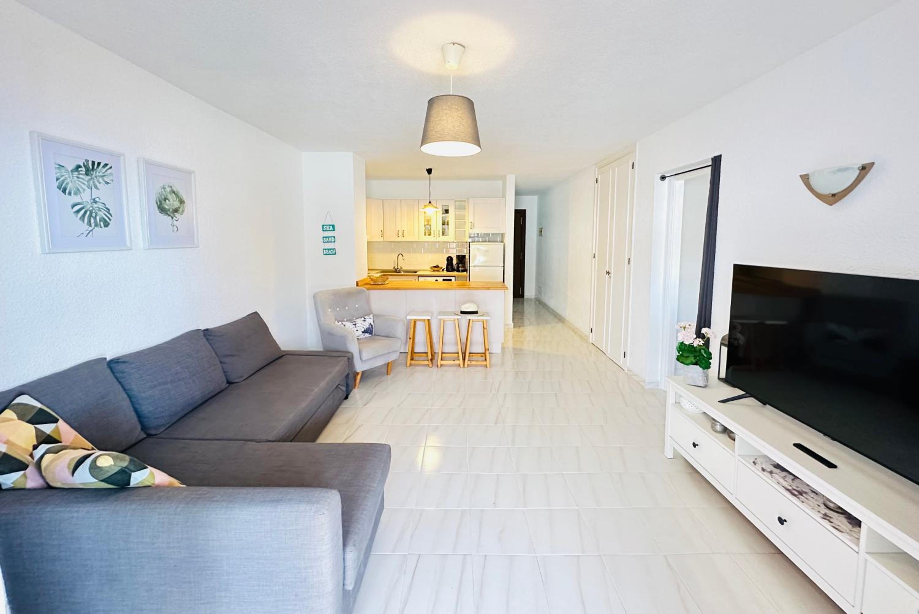 Sea view apartment in Los Cristianos