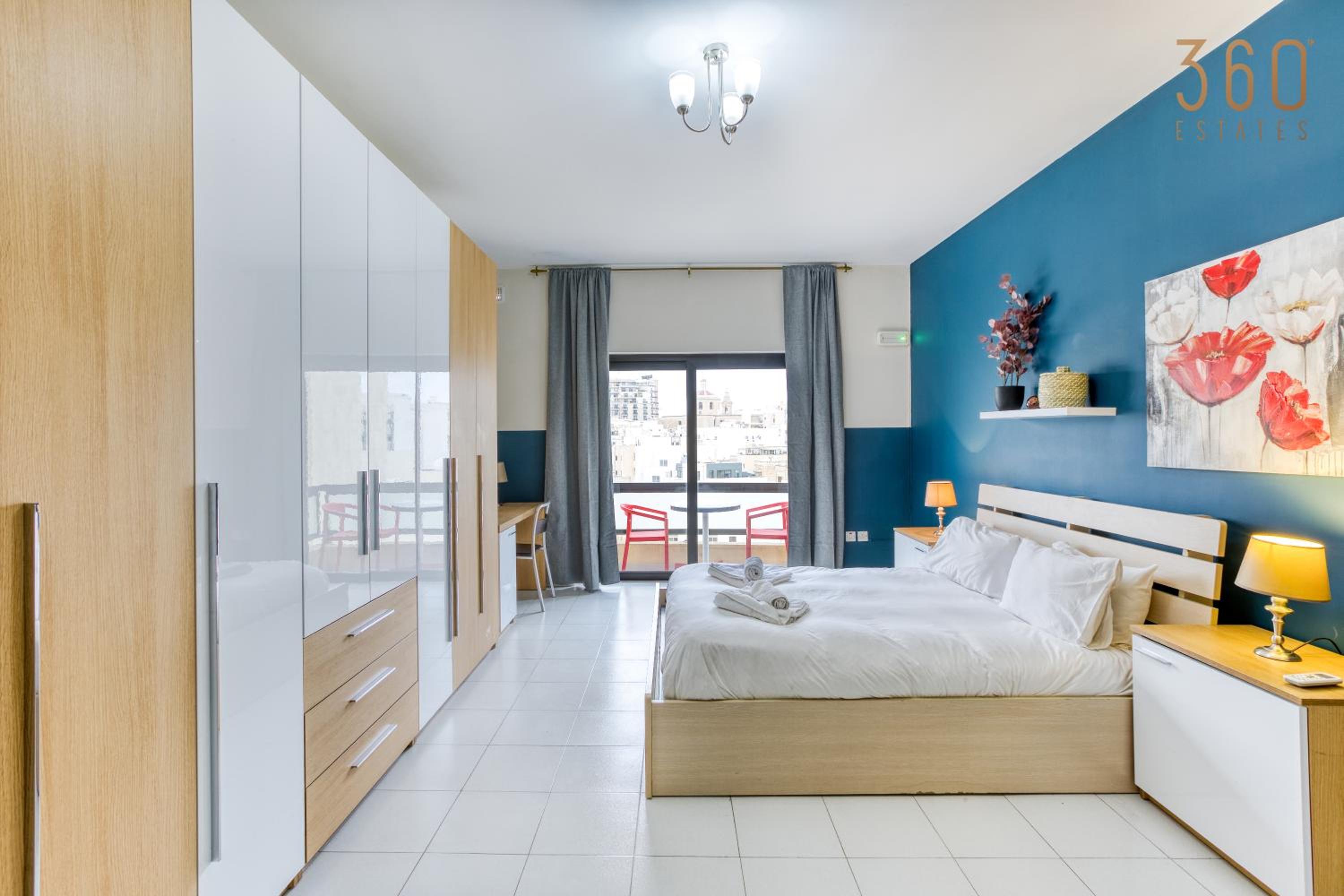 Beautiful, 3BR seafront home in Sliema Ferries by 360 Estates