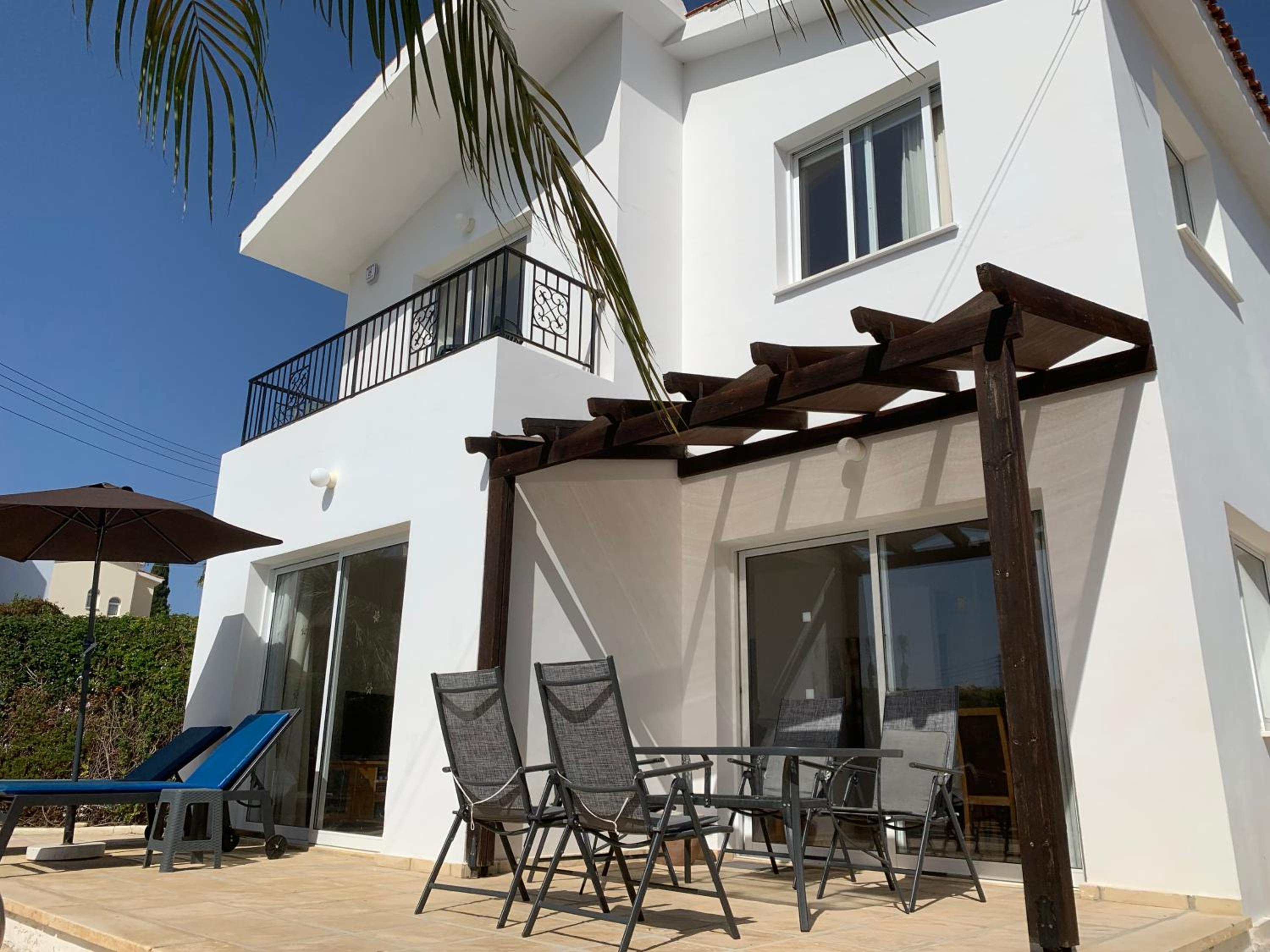 Coral Bay Sunbeam Villa - No Car Needed!