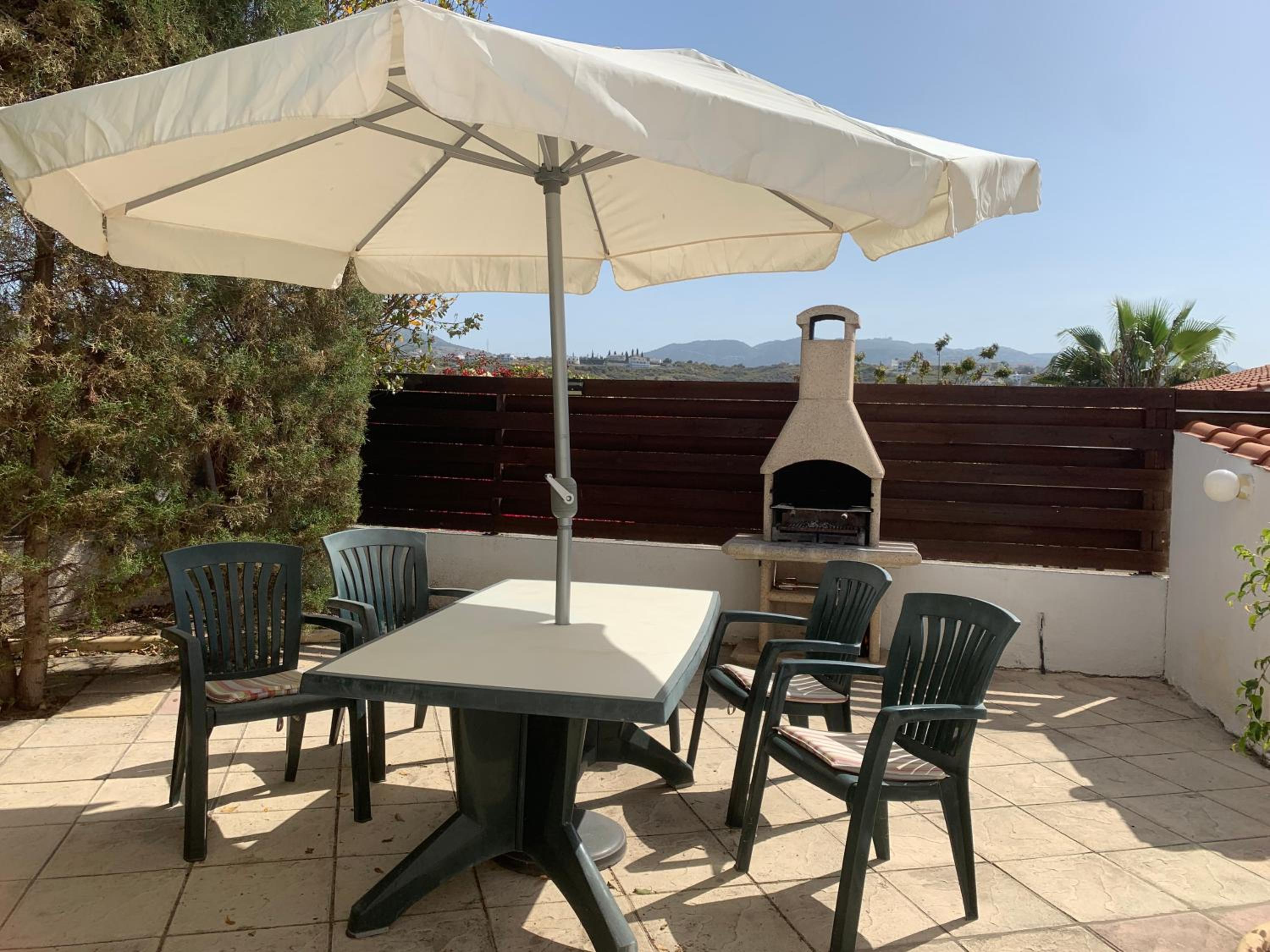 Coral Bay Sunbeam Villa - No Car Needed!
