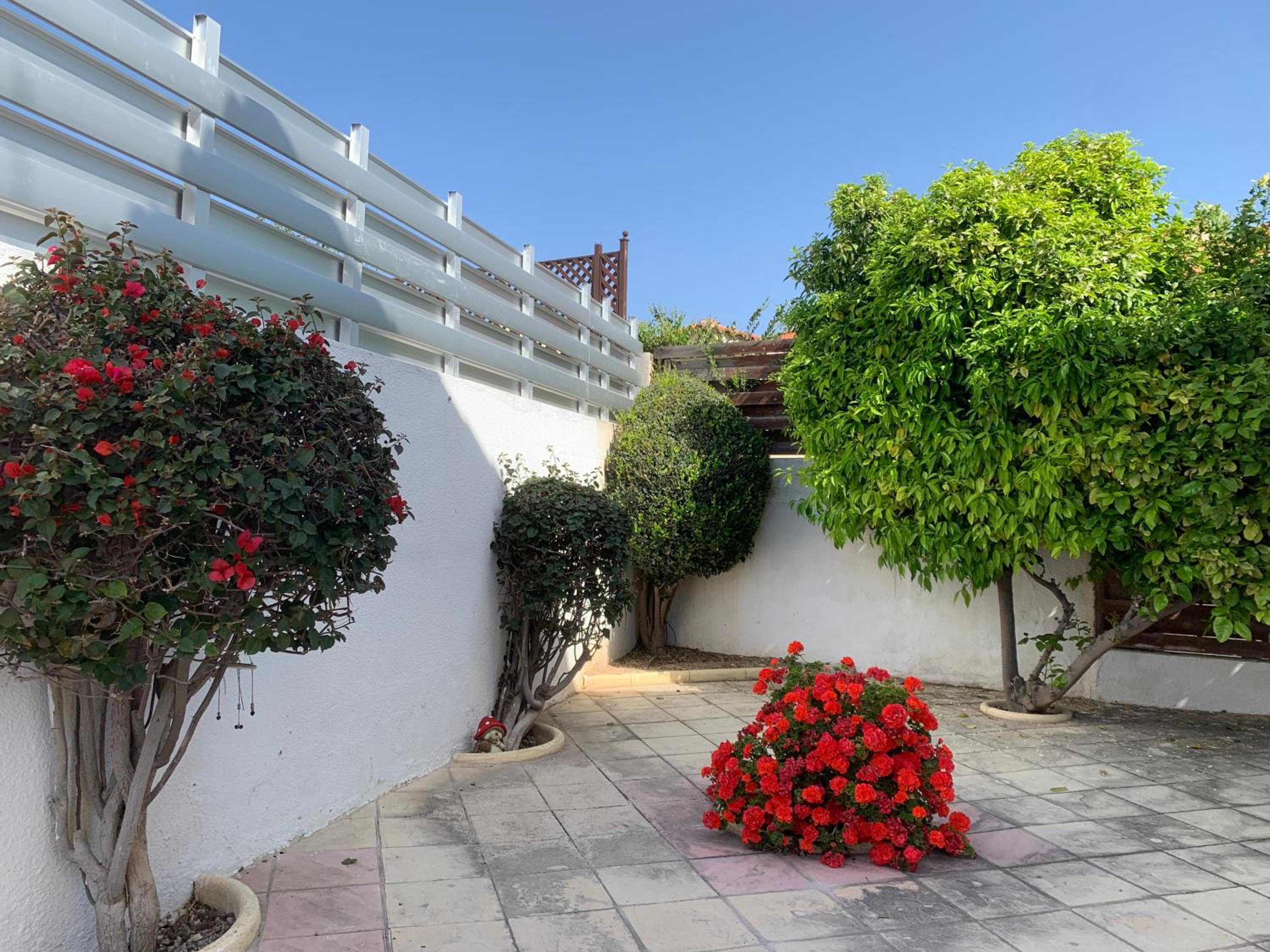 Coral Bay Sunbeam Villa - No Car Needed!