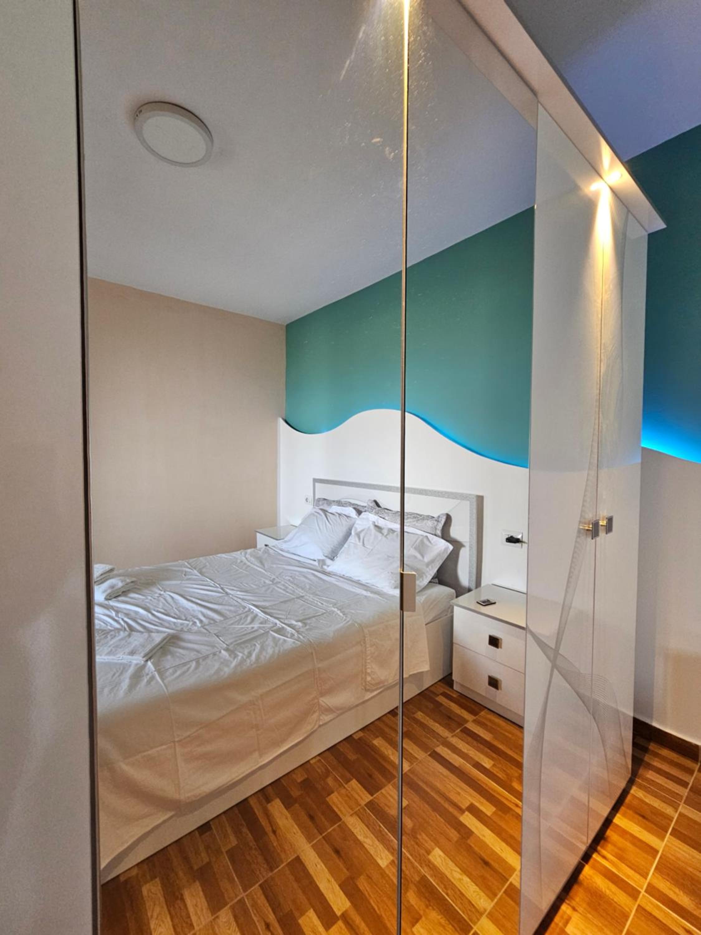 Lemon Garden Apartment-Hot Tub Jacuzzi