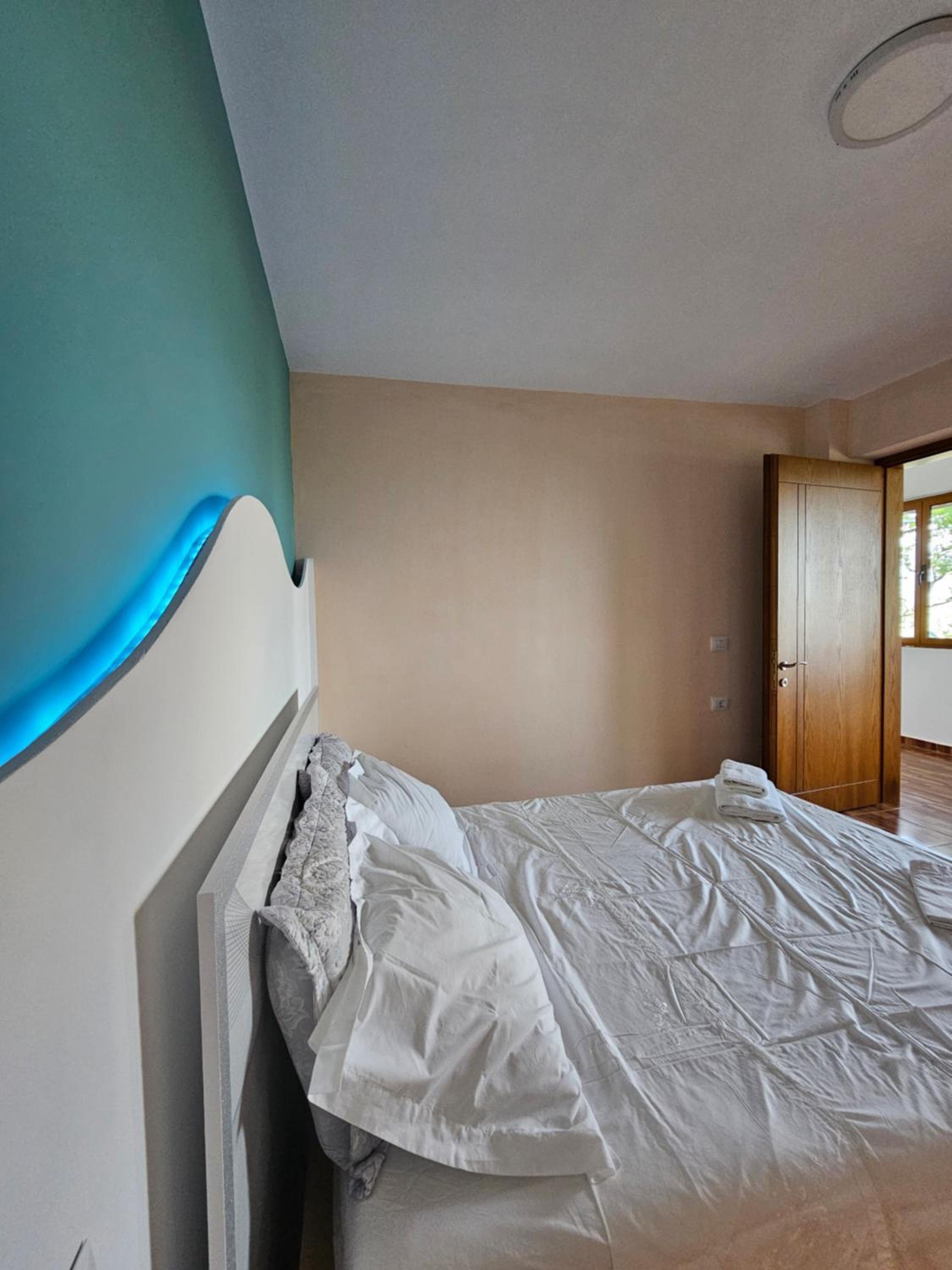 Lemon Garden Apartment-Hot Tub Jacuzzi