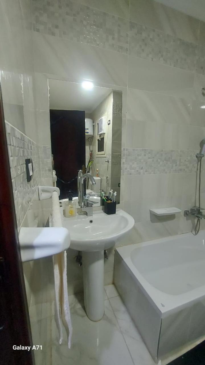 European Style brand new 2 bed room apartment Eamar tower 2 view 4