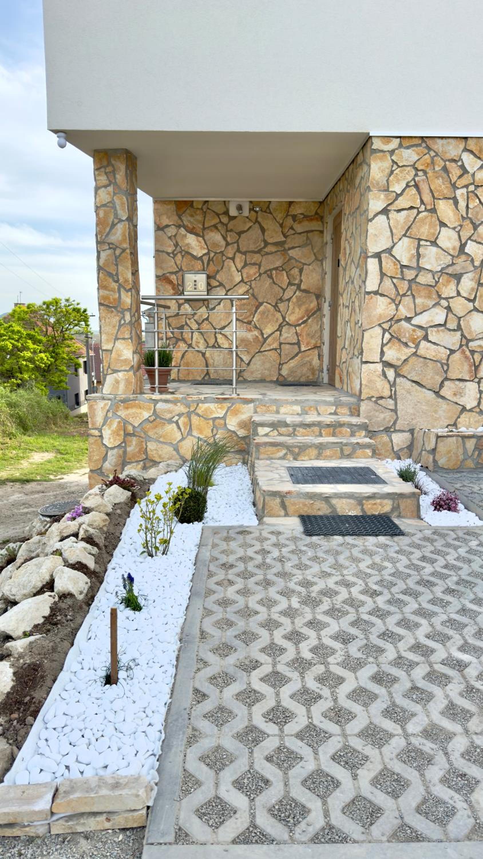 Villa Popice s výhledem na Pálavu
